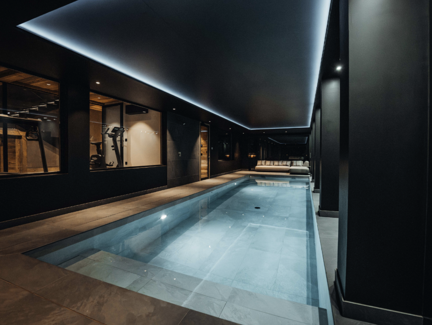 La piscine du Chalet Larbotam © Les Chalets des fermes