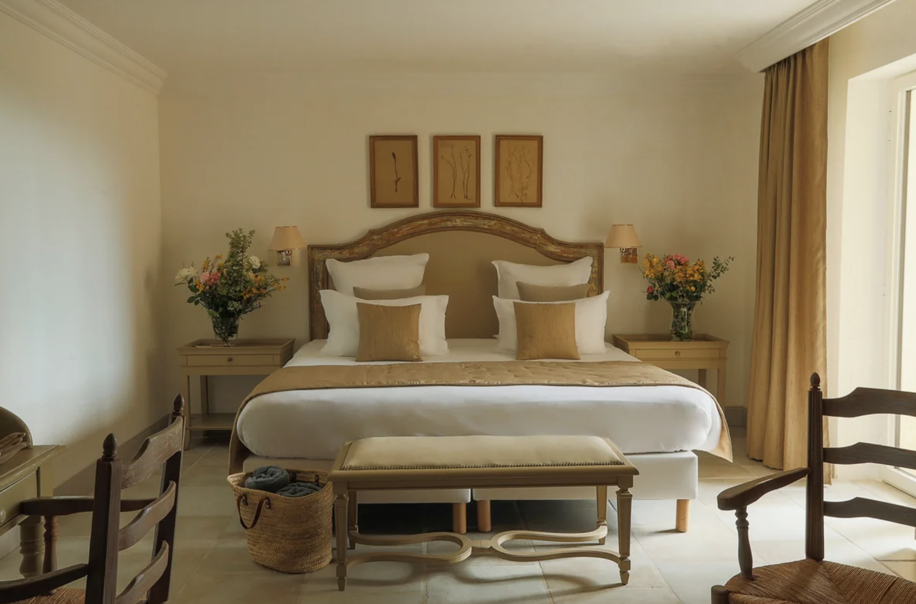 Une chambre de l’hôtel luberonnais © Le Phébus & Spa