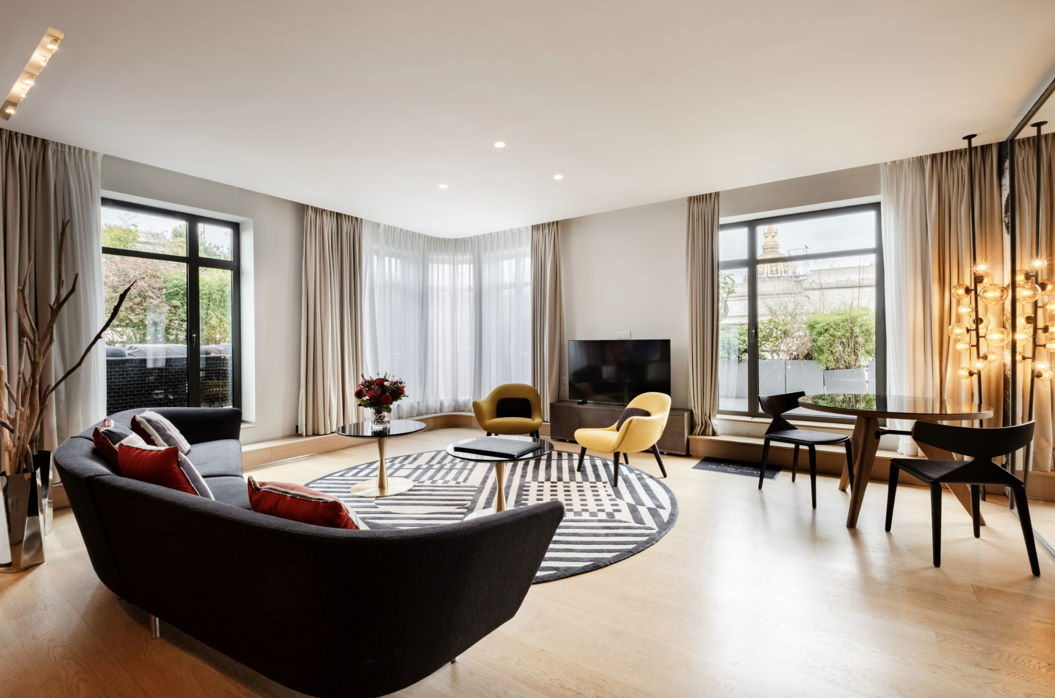 Une des suites aux volumes familiaux de l’hôtel © Le Cinq Codet