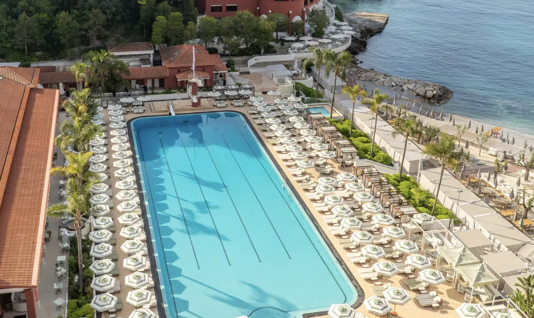 La piscine olympique de l’hôtel © Monte-Carlo Beach