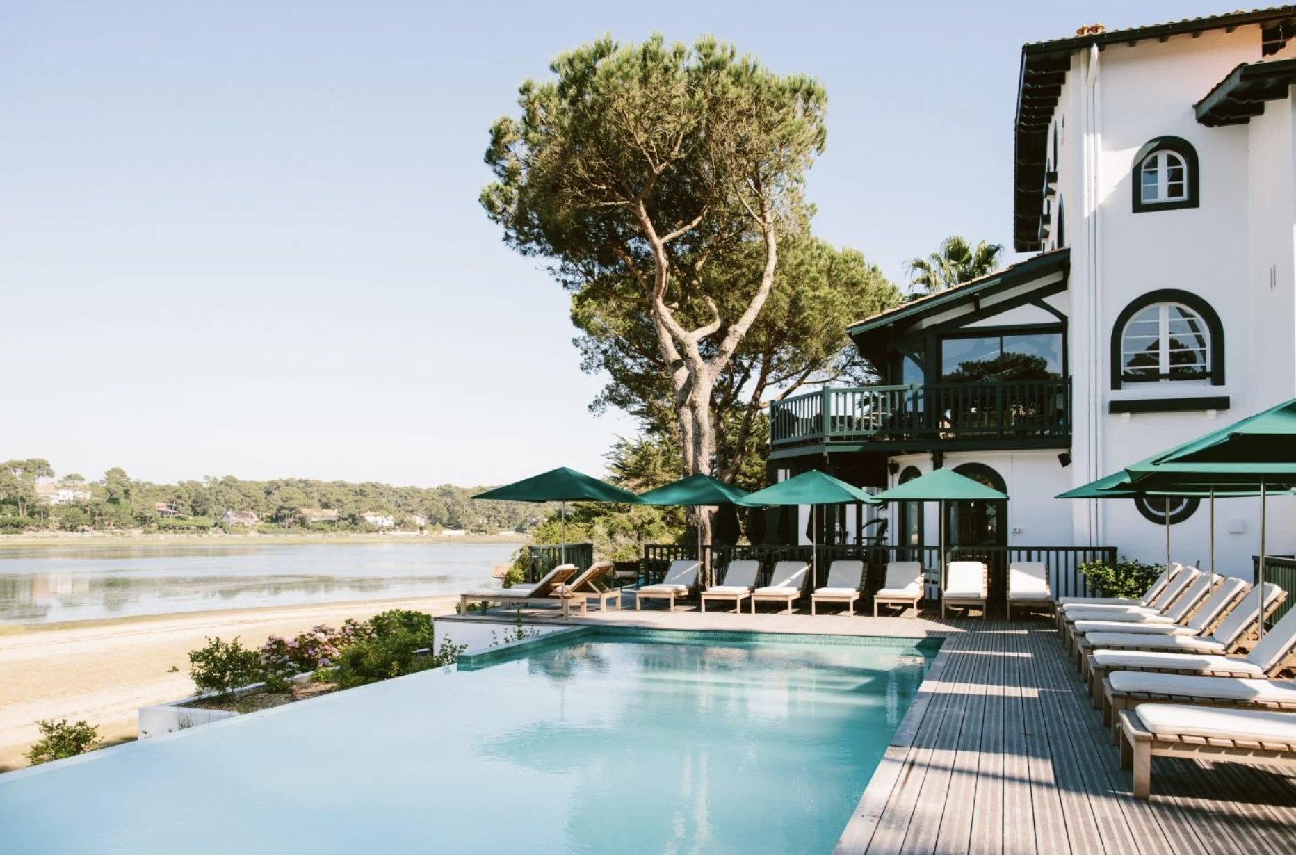 Un des plus hôtels d’Hossegor et alentours © Les Hortensias du Lac, Fontenille Collection