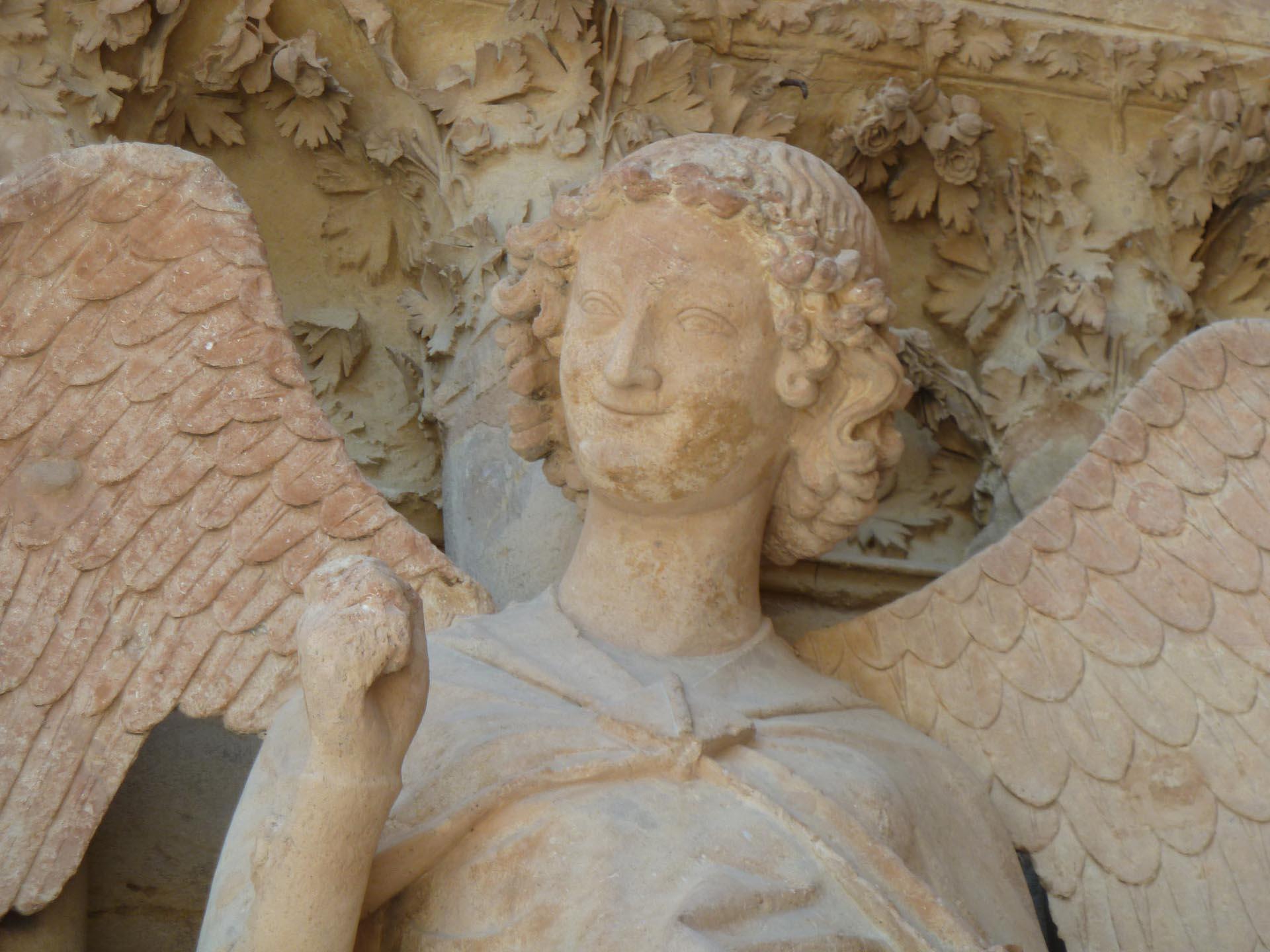 L’Ange au Sourire sur la Cathédrale © S. Millot-Coll. ADT Marne