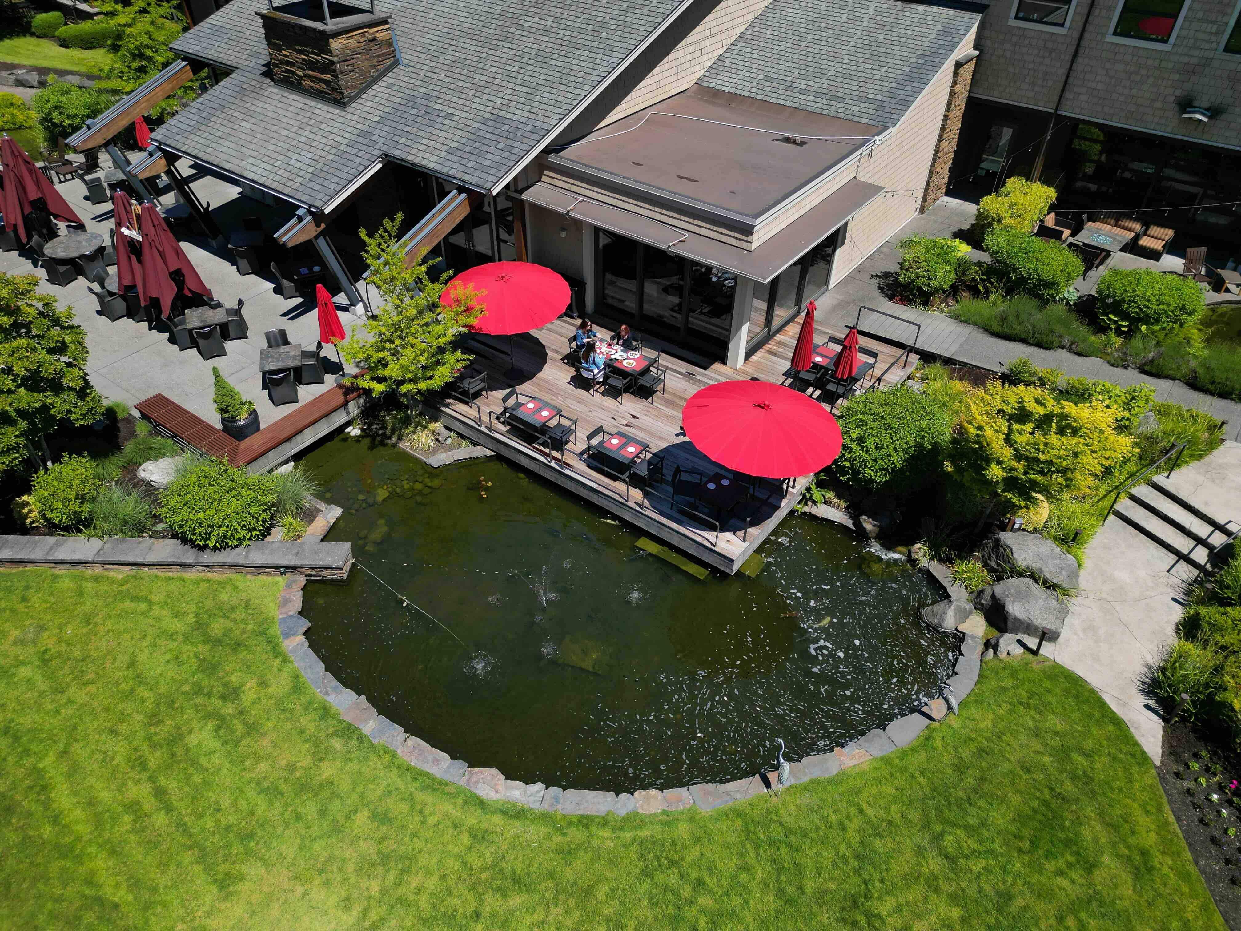 Cedarbrook Lodge Exterior © DR