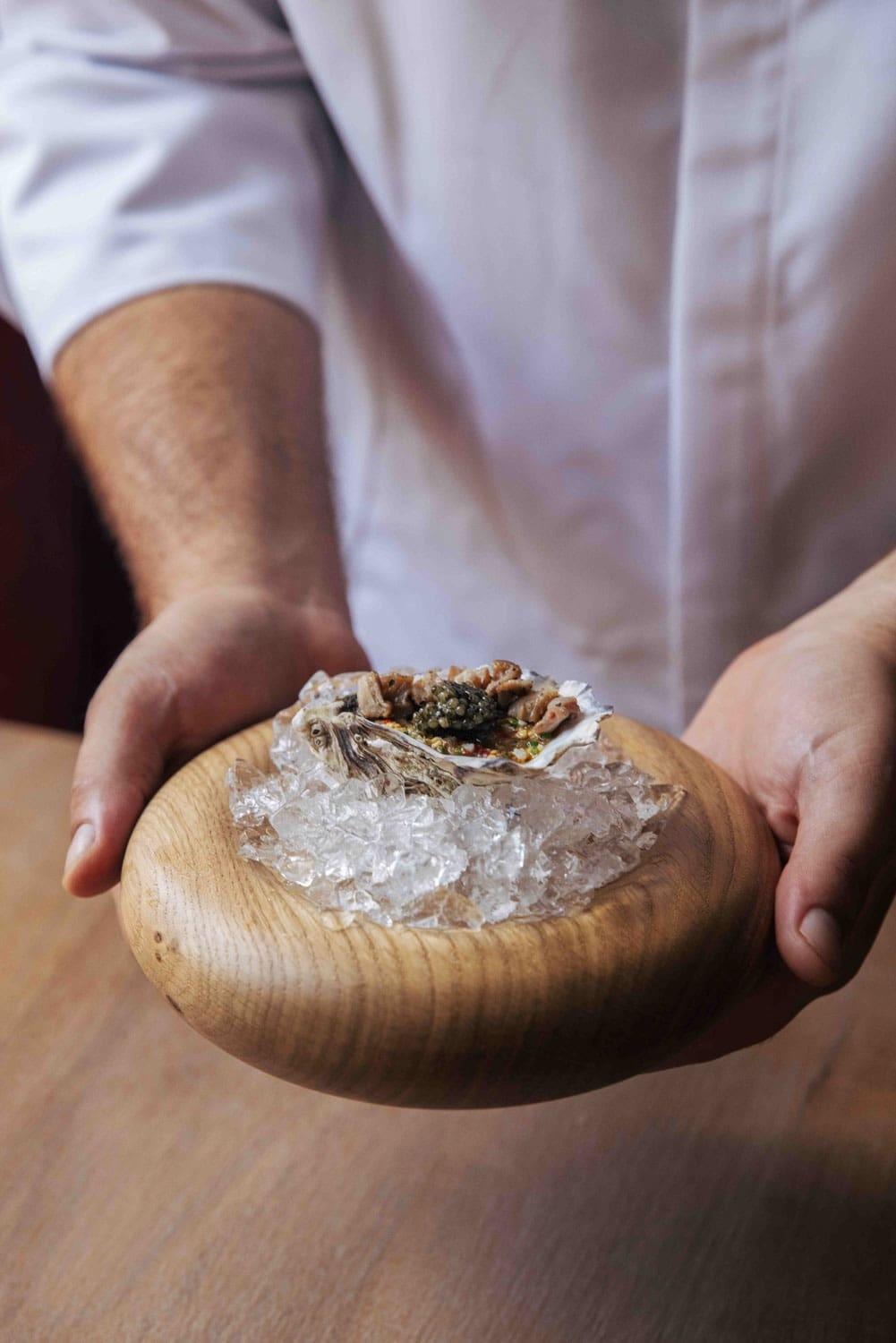 A la table du restaurant Le Cercle Guiraud © Sarah Arnould