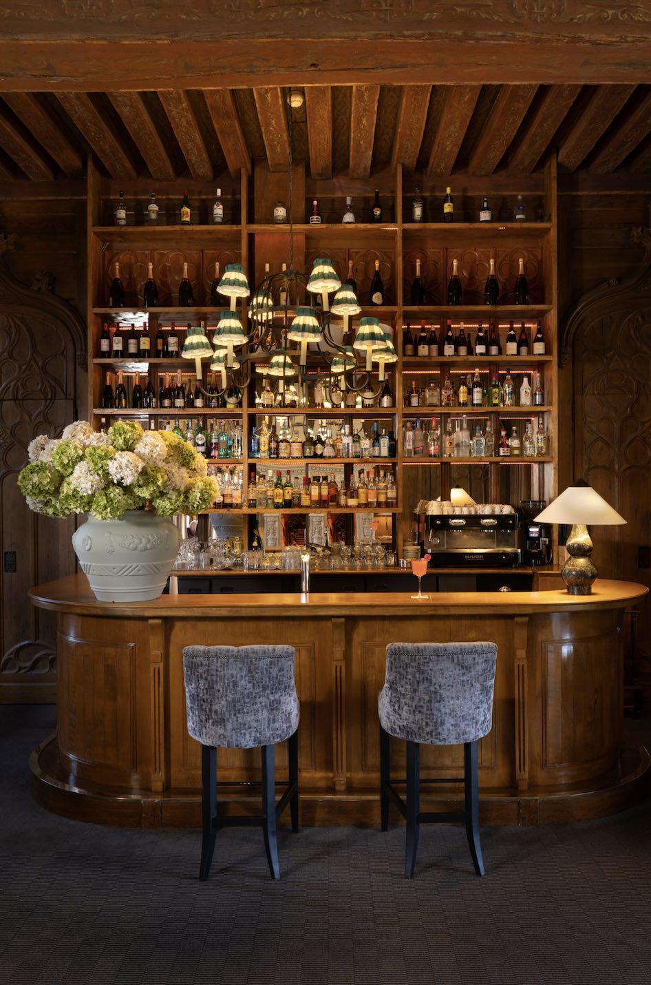 Le bar du Château d’Augerville © Christophe Bielsa