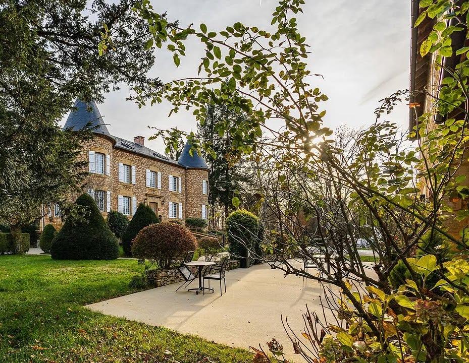 Parmi les plus beaux hôtels de Dordogne, le Château de Maraval