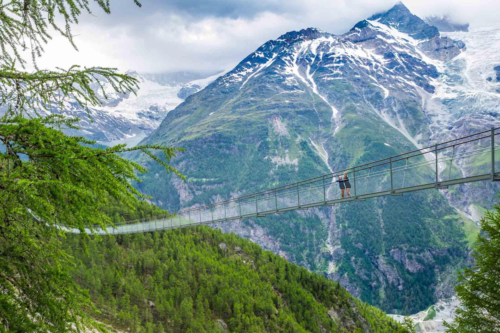 Charles Kuonen Suspension Bridge © AdobeStock