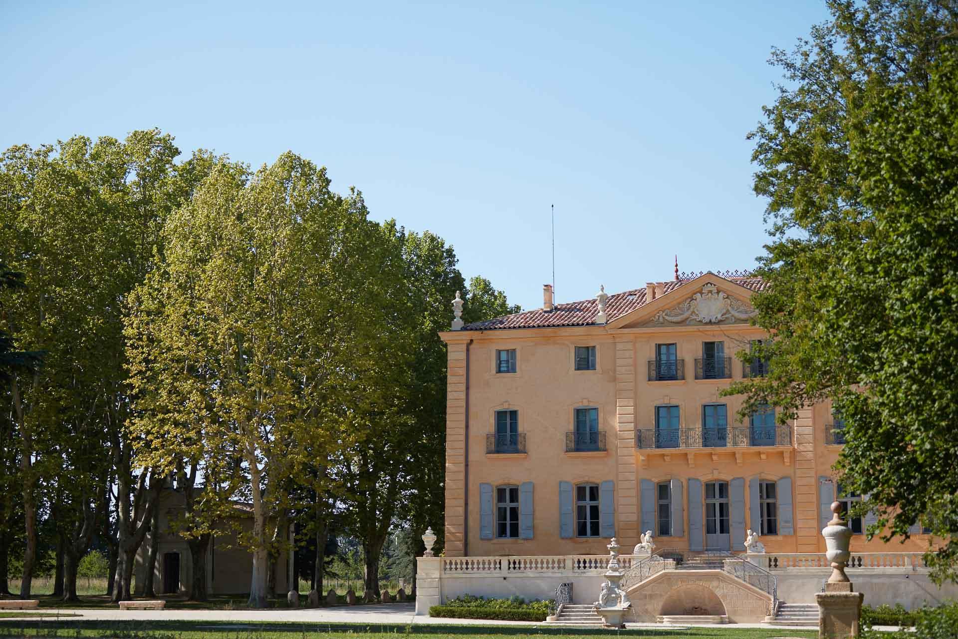 Strictement privé jusqu’à l’été 2017, le Château de Fonscolombe, classé monument historique est désormais un hôtel 5-étoiles © DR
