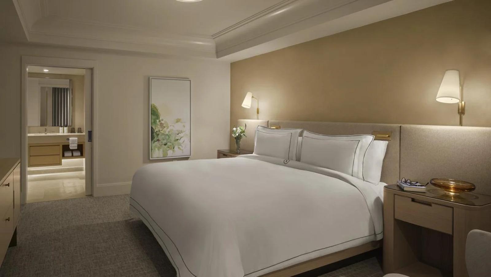 Une suite spacieuse et élégante pour un séjour à Boston © The Newbury Boston