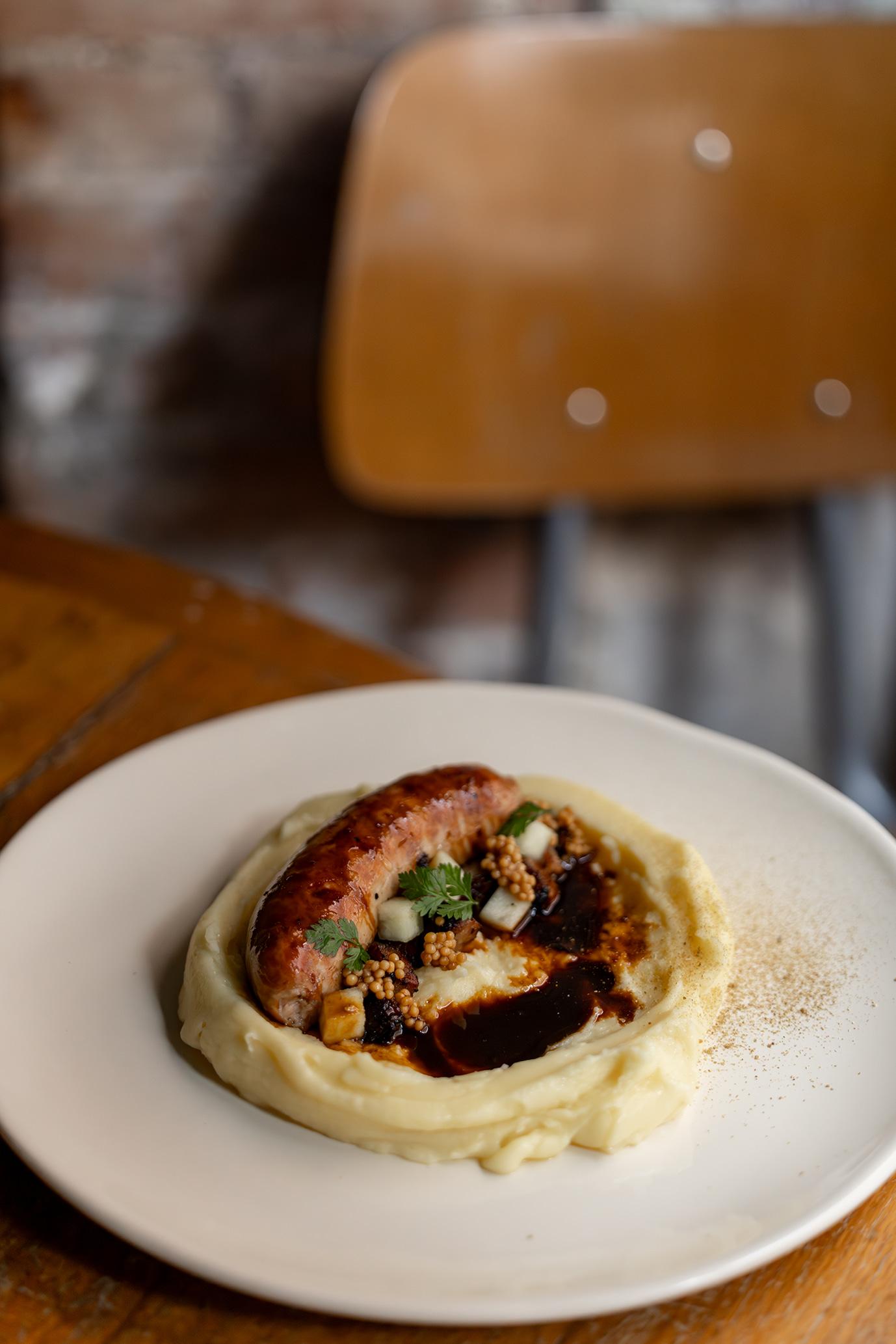 La saucisse-purée © Maki Manoukian 