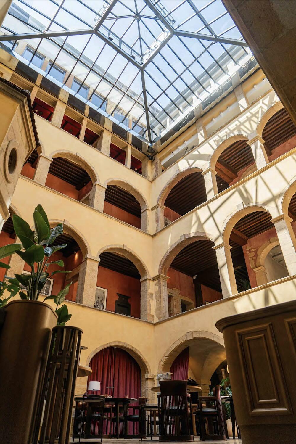 © Cour des Loges