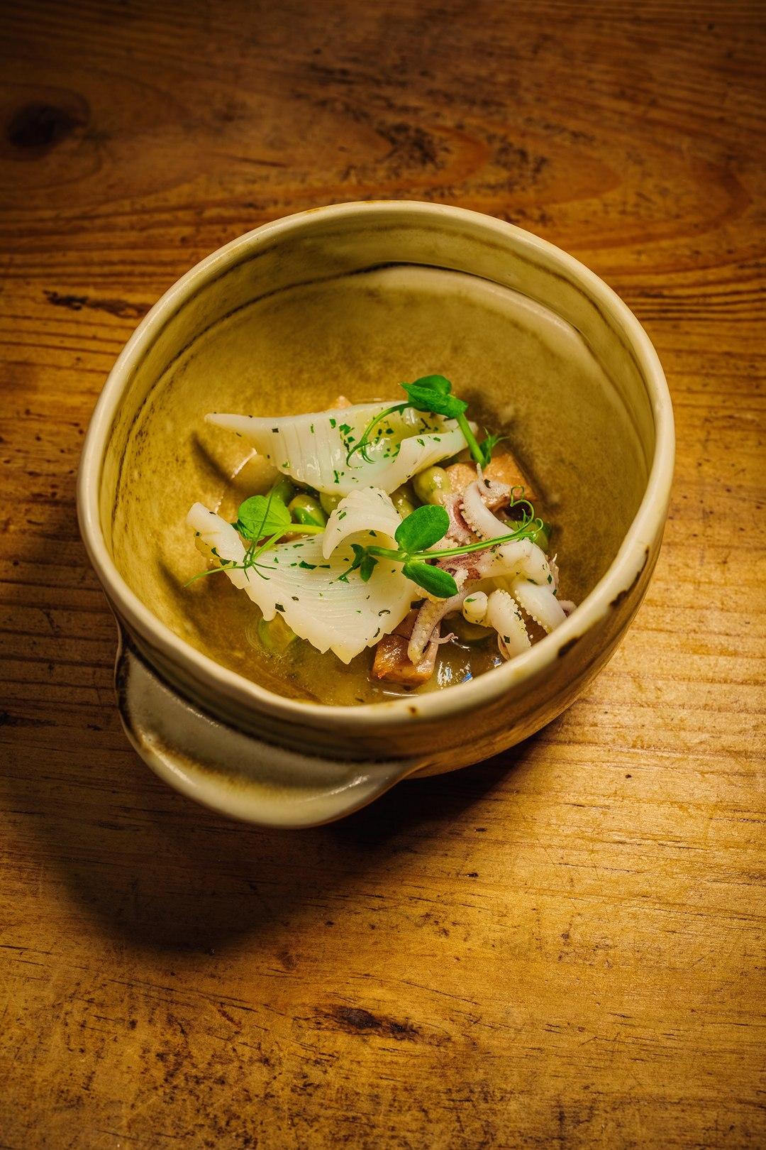 Cuisine catalane du restaurant La Sosenga à Barcelone © Roger Lleixà