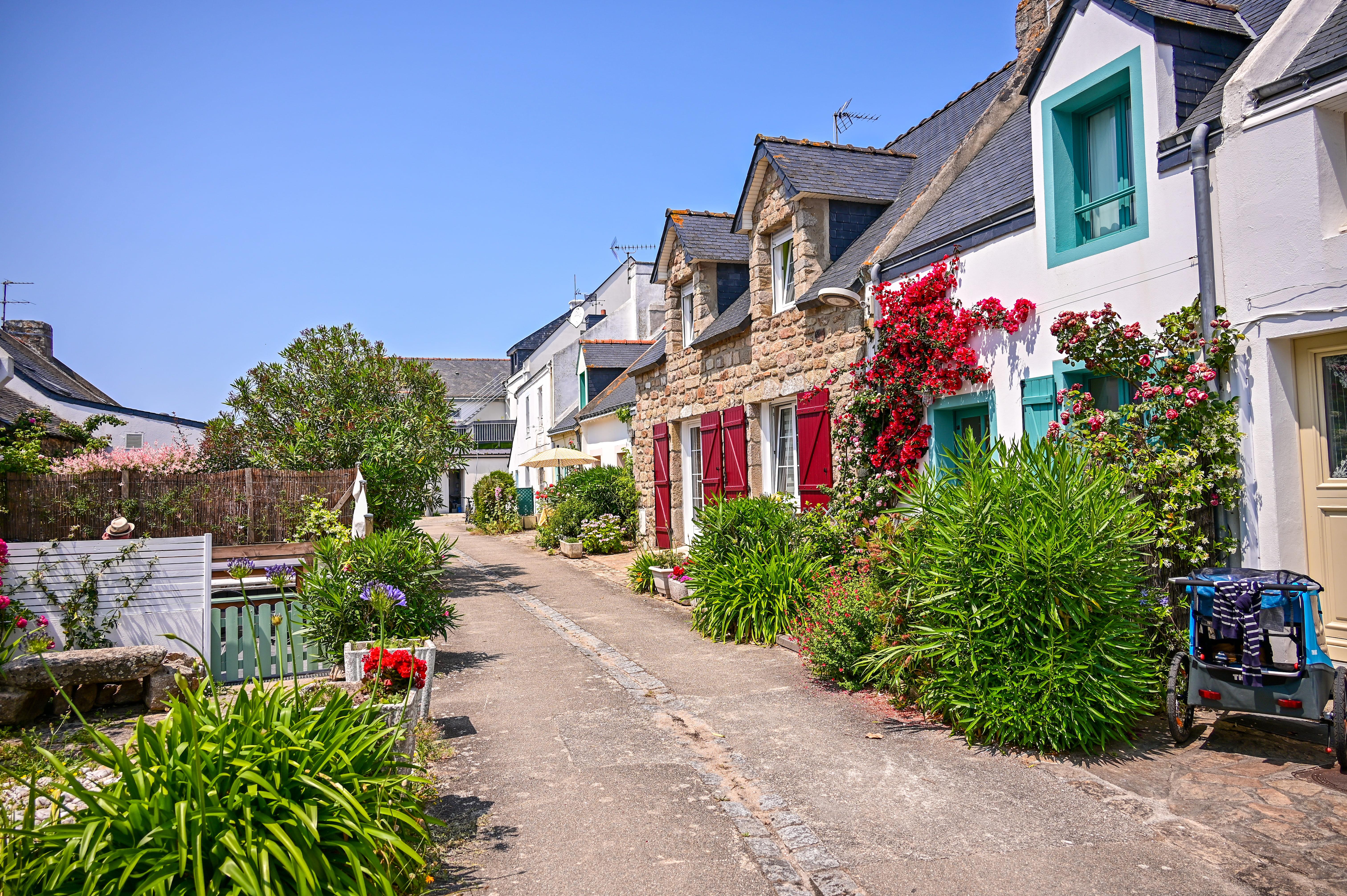 Les maisons colorées de l’île © Loïc Kersuzan