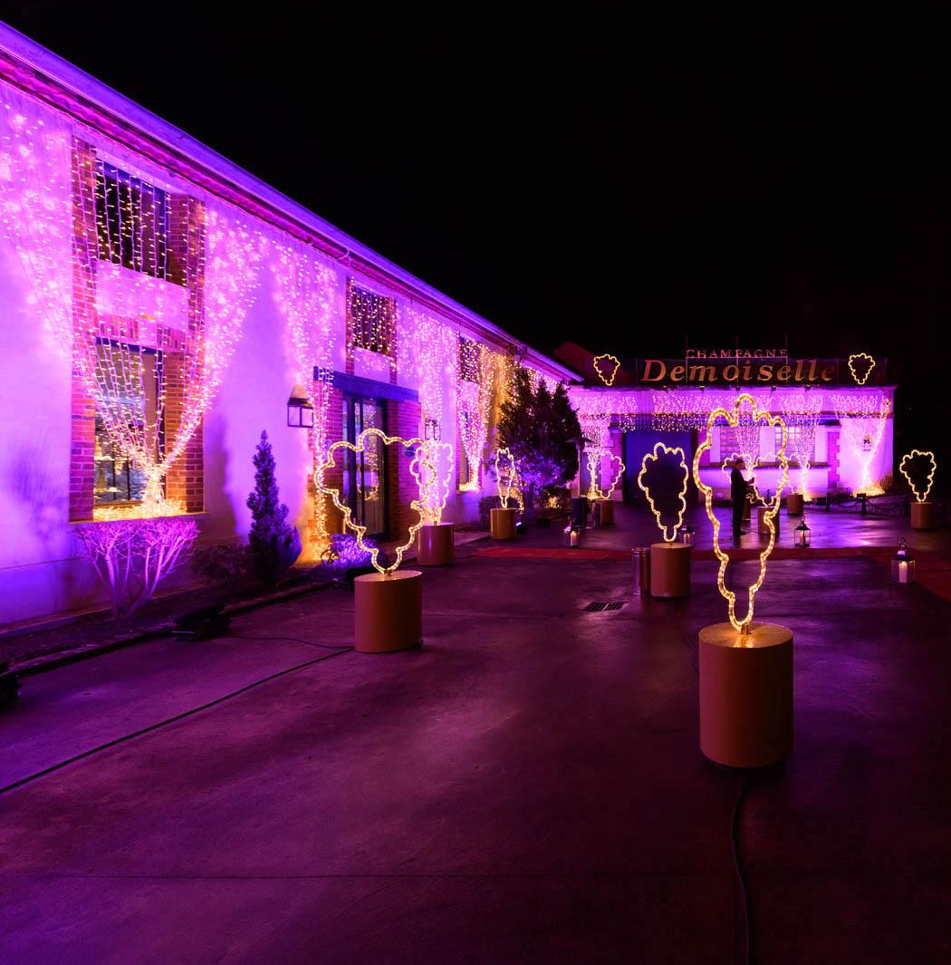 Les maisons de champagnes s’habillent aux couleurs de Noël © Fred Laures