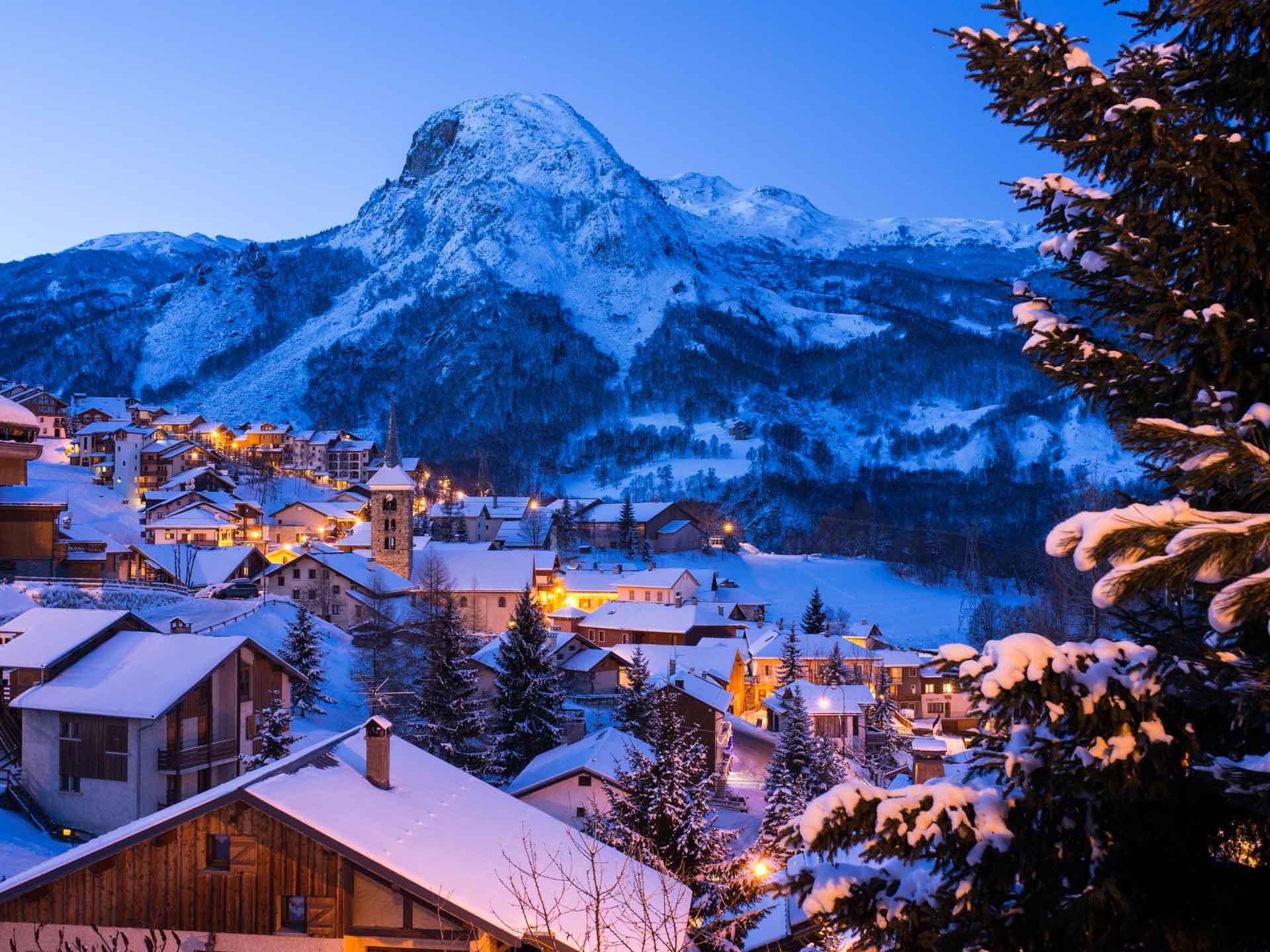 Saint-Martin-de-Belleville sous la neige © Gilles Lansard