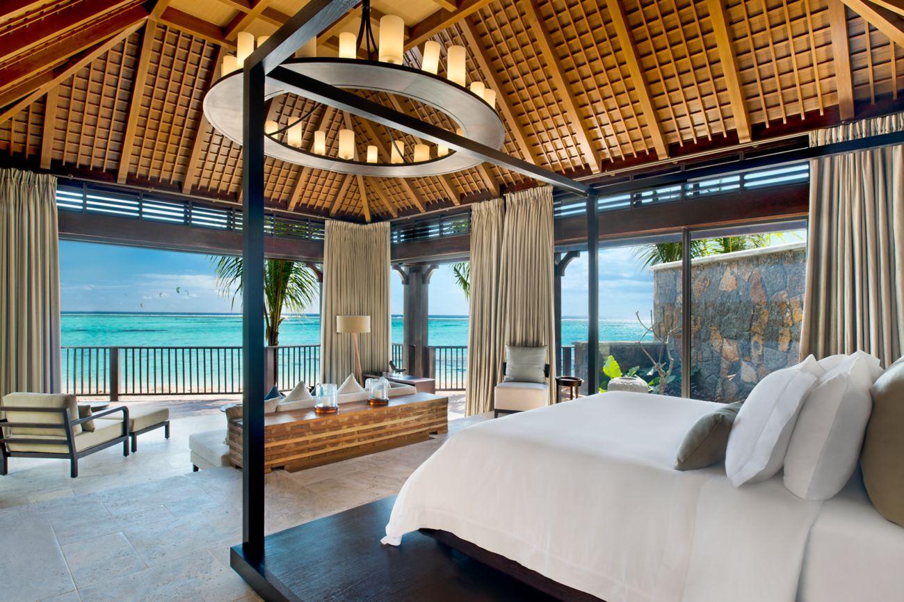 Chambre avec vue sur mer au Grand BeachFront Villa, île Maurice © DR