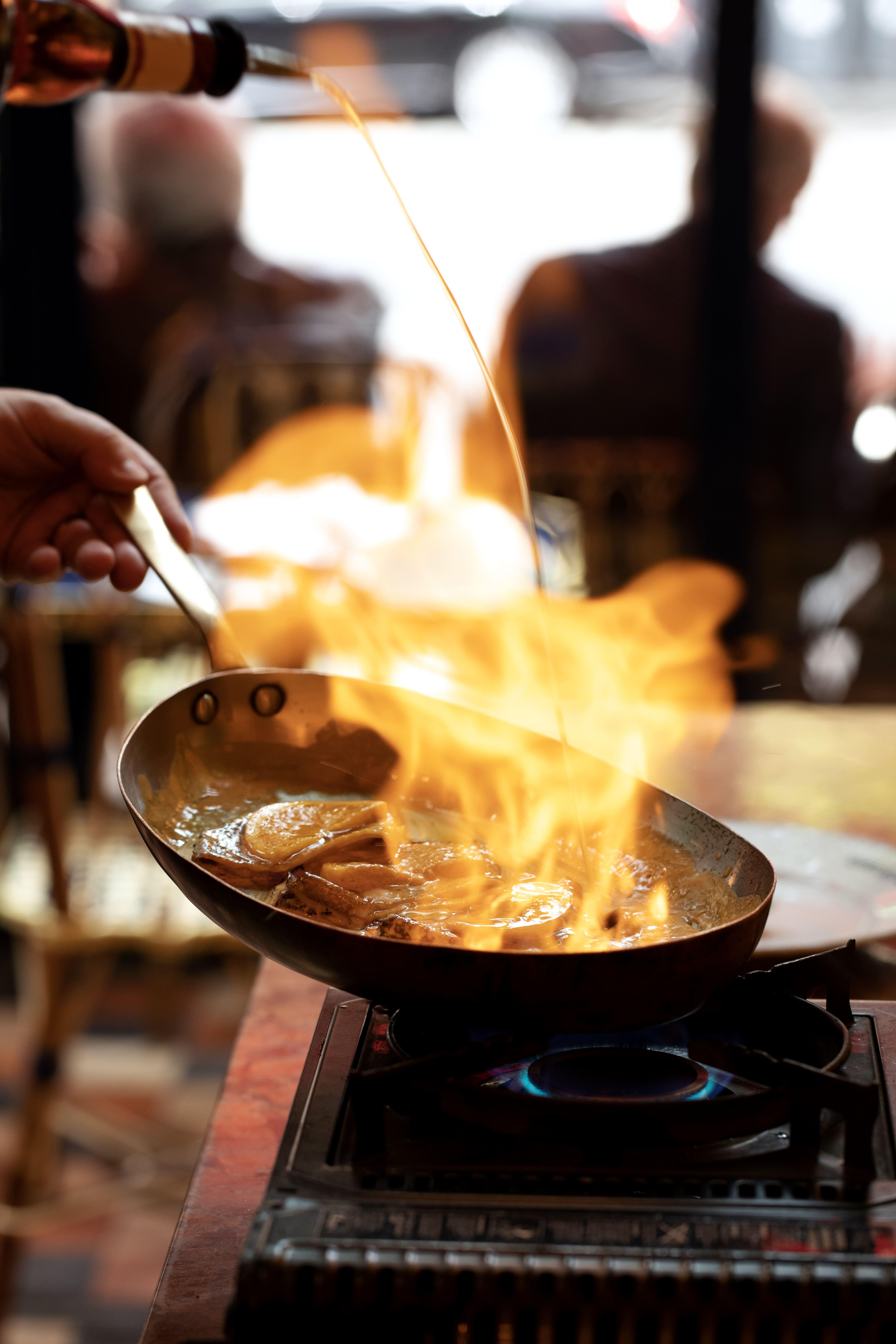 Manger une crêpe au Grand Café des Capucines © Grand Café des Capucines
