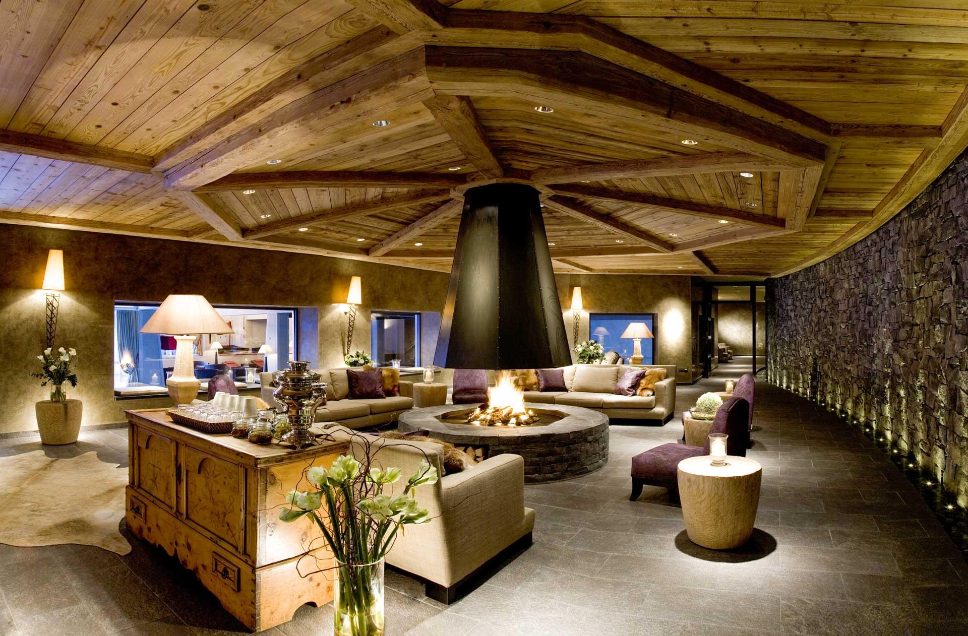 © Destination Gstaad / Royal Hotel, Winter & Gstaad Palace AG