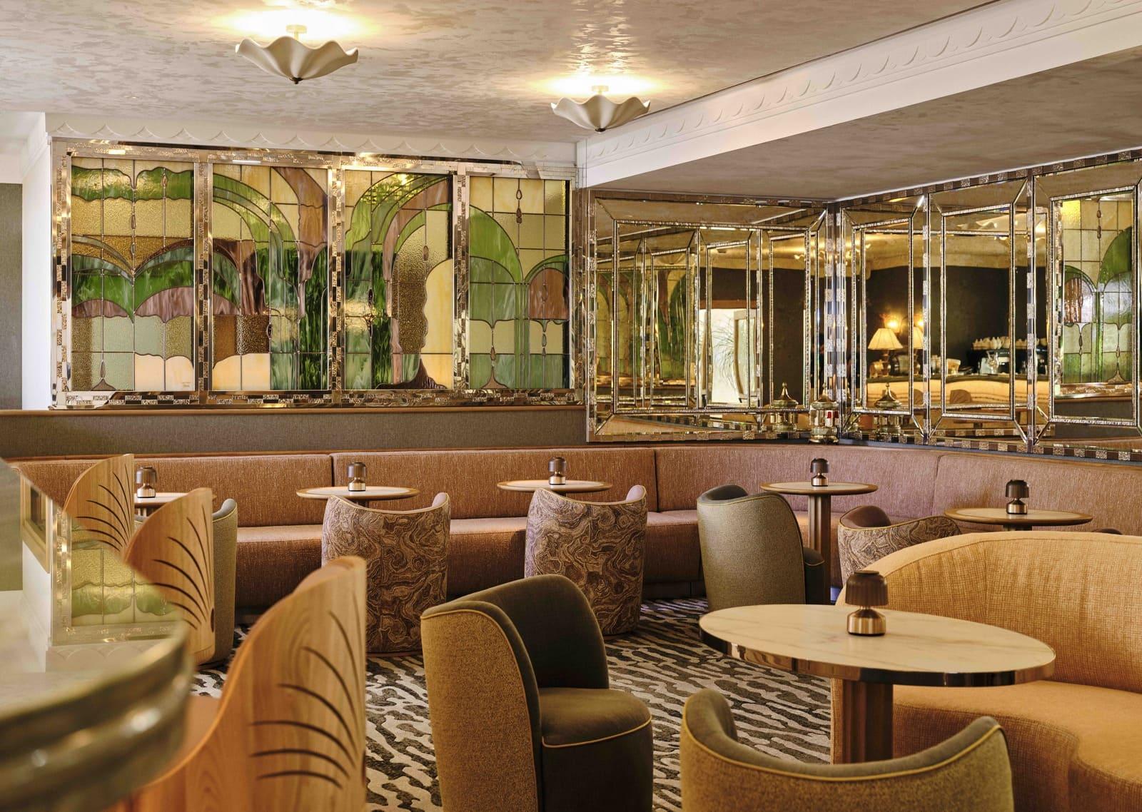 Manger au restaurant de l’hôtel © Hospitality Builders
