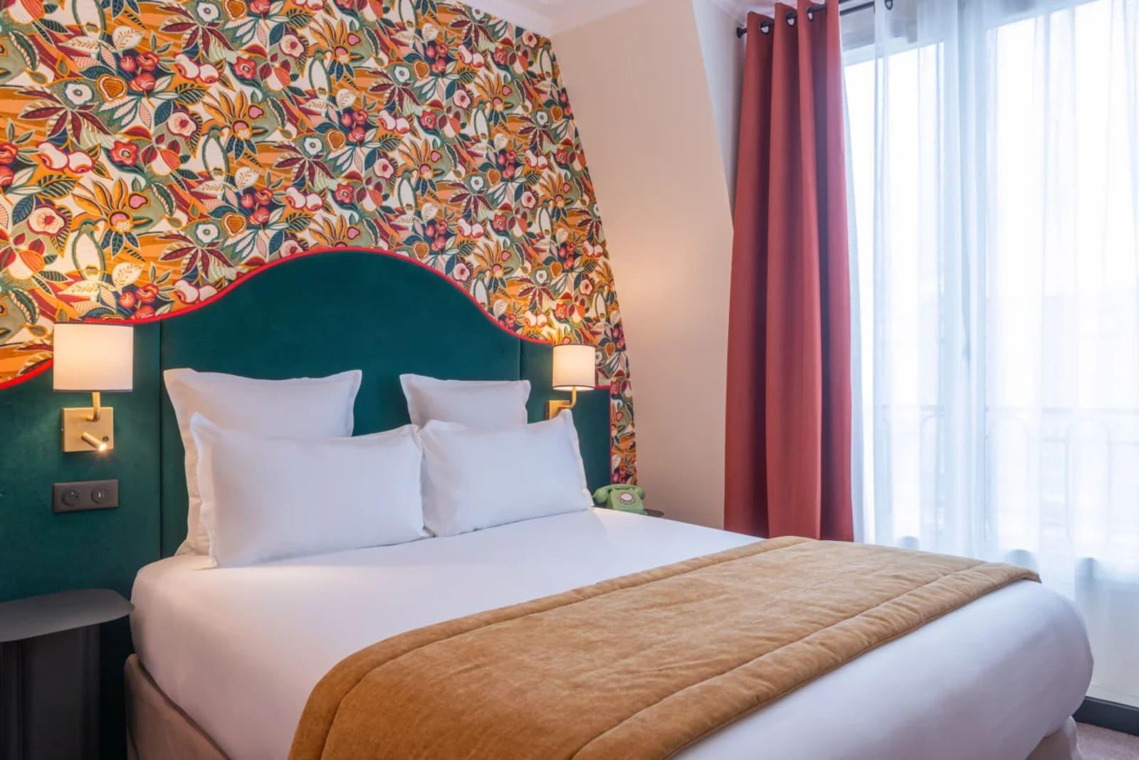  © Brit Hotel Paris Orly