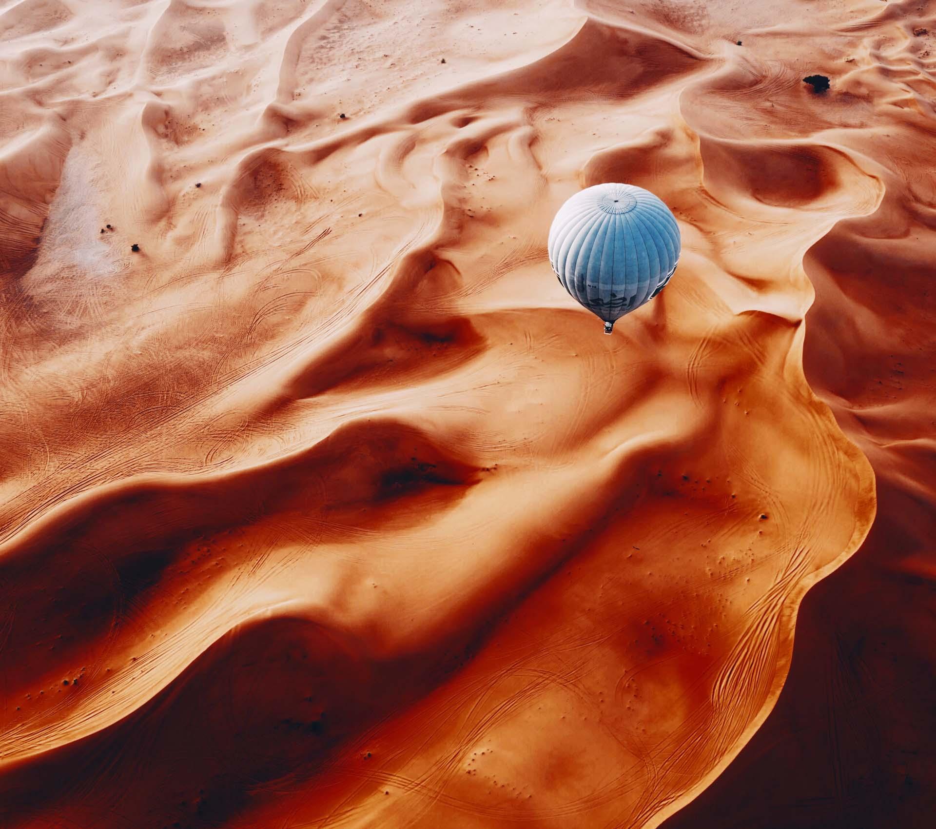 Montgolfière dans le désert © Visit Dubai