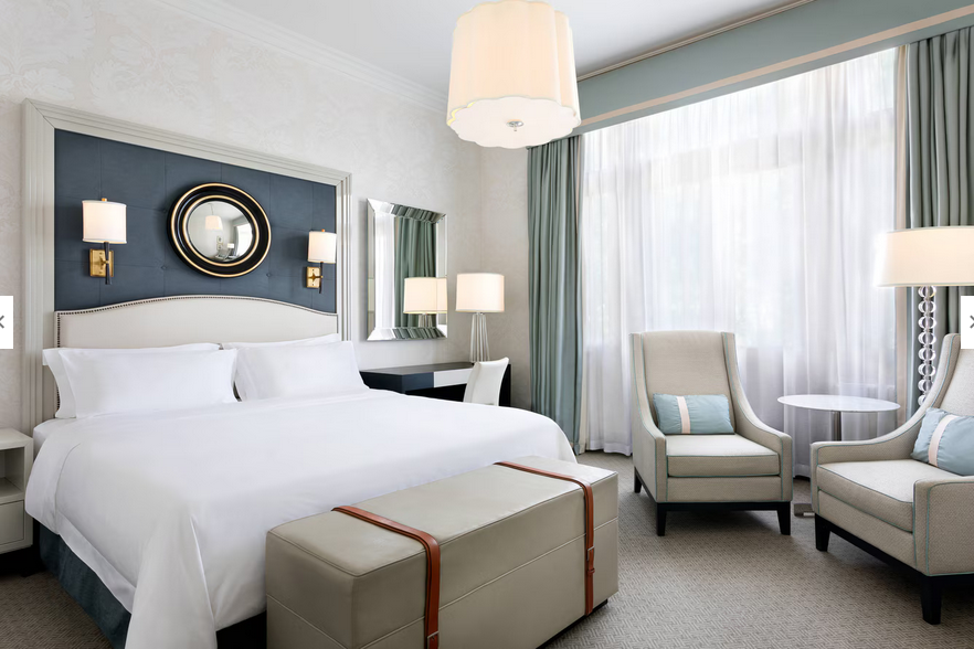  © Hotel Bristol