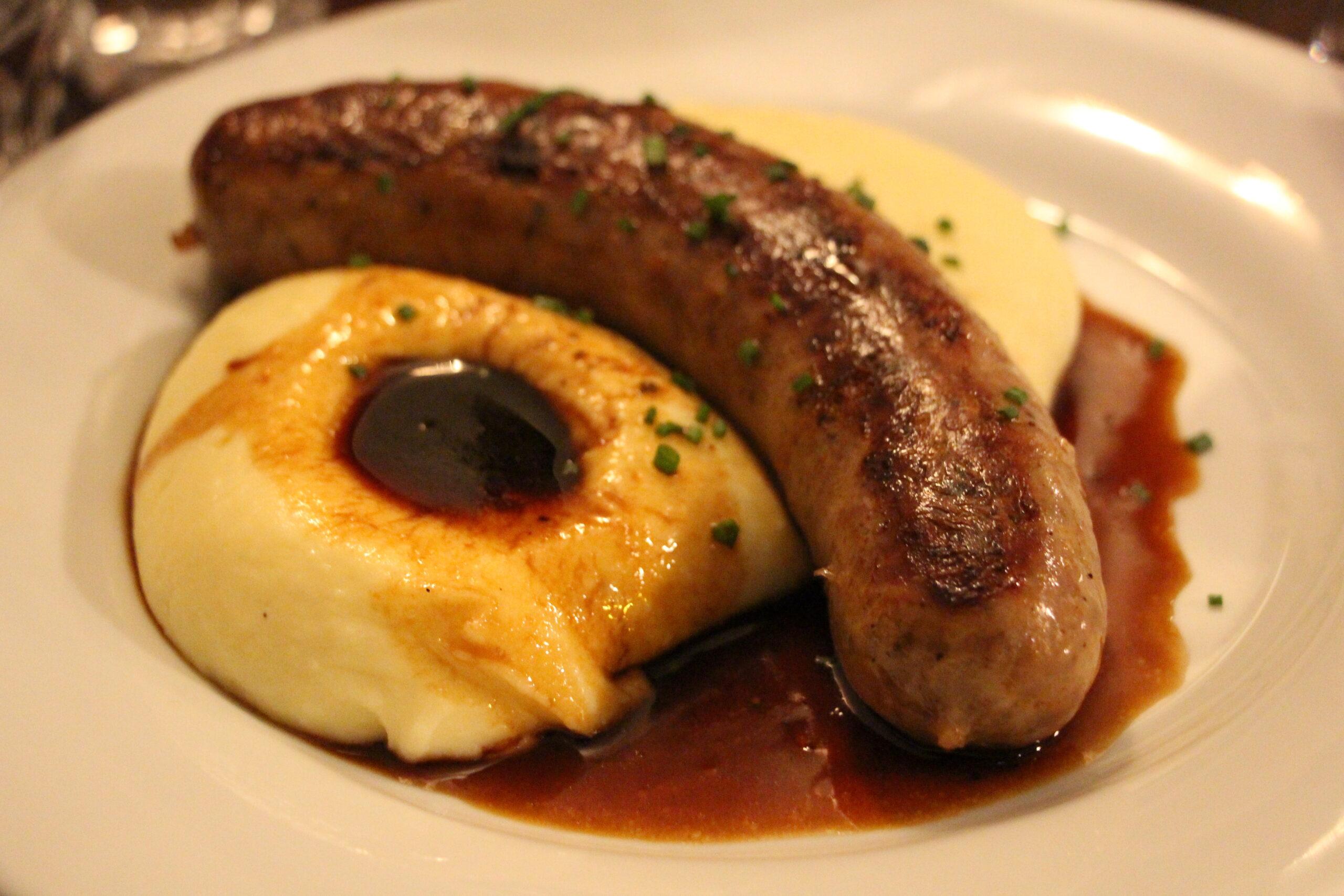 La saucisse-purée © Paris By Mouth