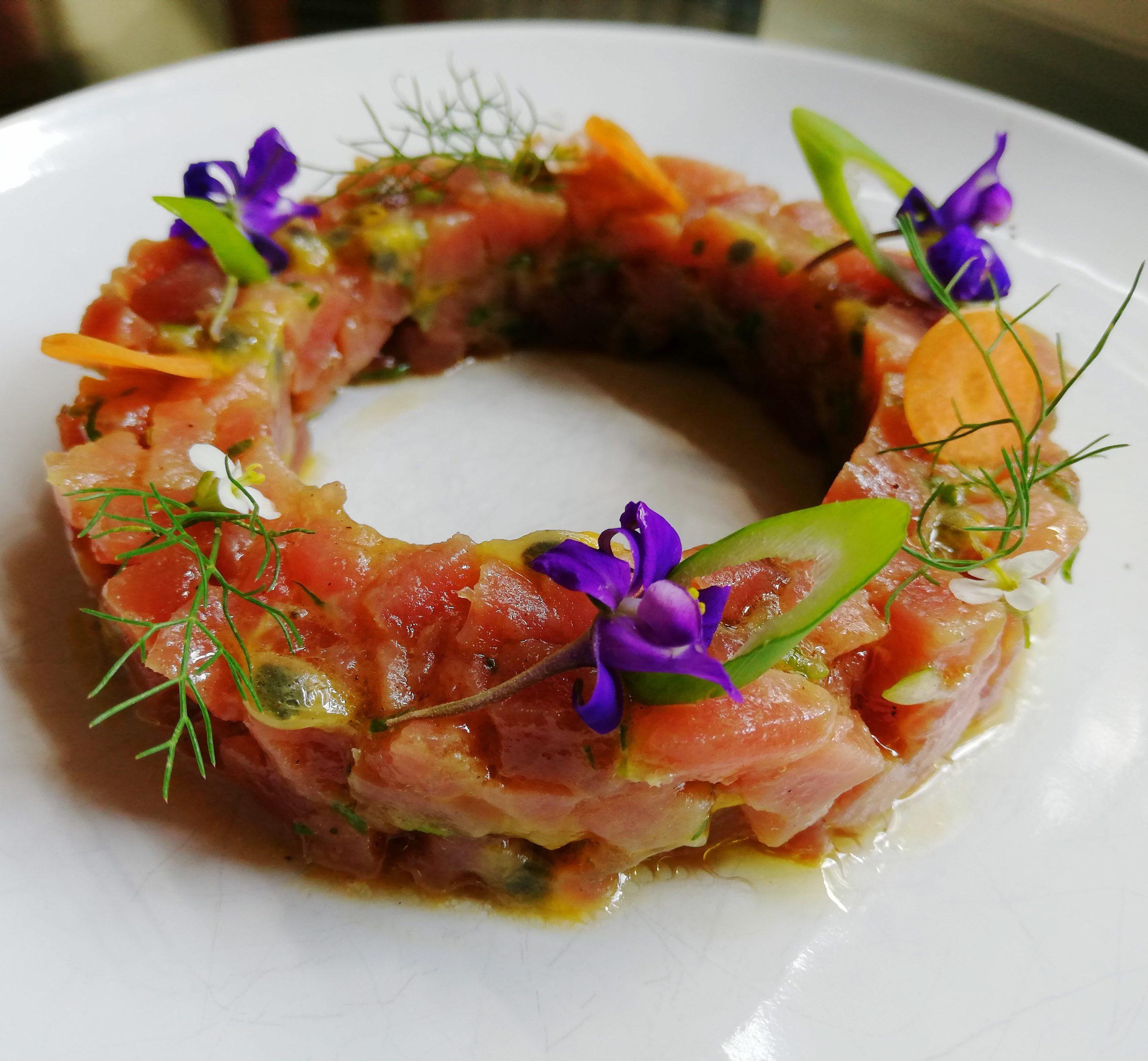 Manger dans le restaurant de l’hôtel de luxe © Villa Métis 