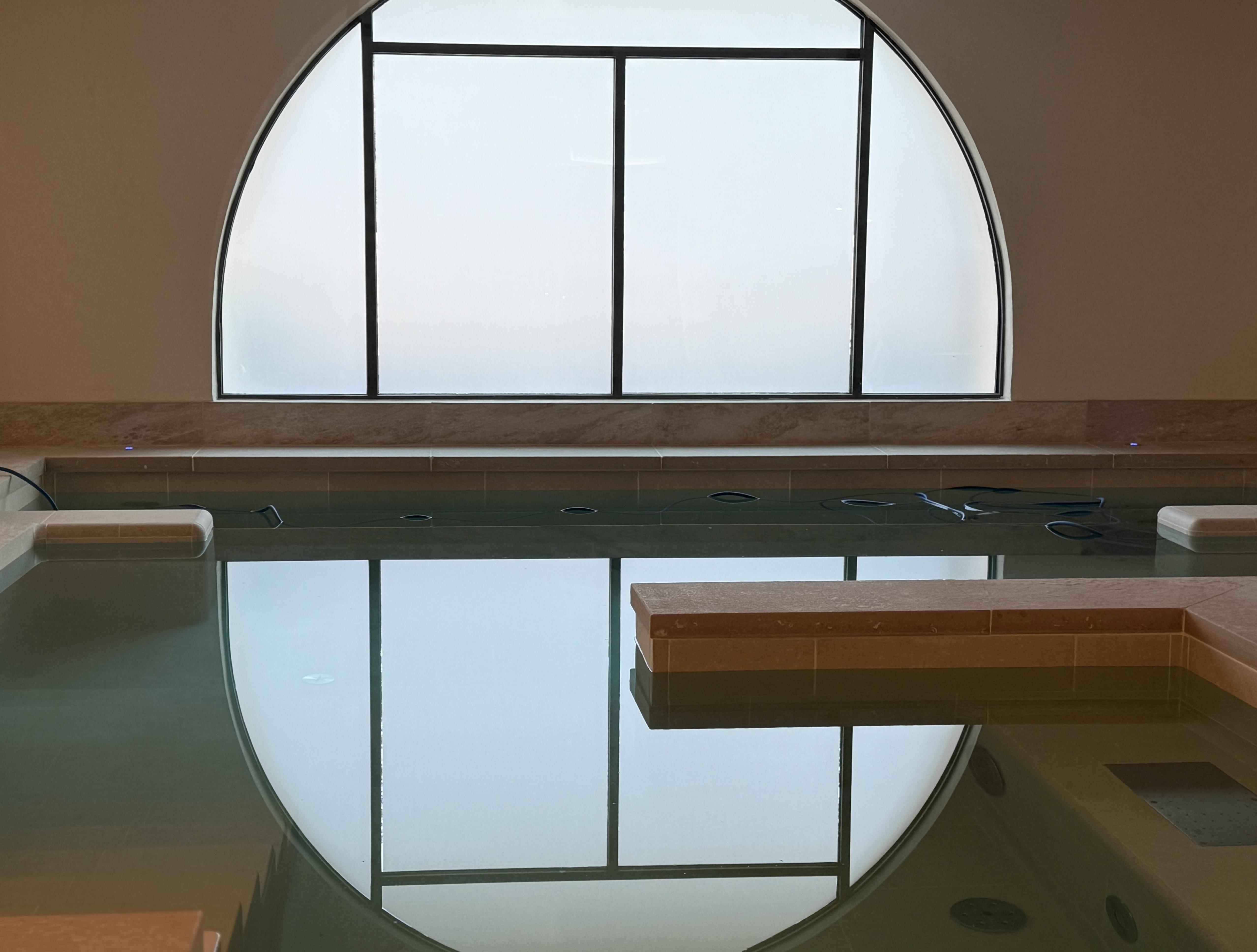 Le bassin sensoriel du futur spa de L’Isle de Leos (ouverture début octobre 2025) © Emmanuel Laveran