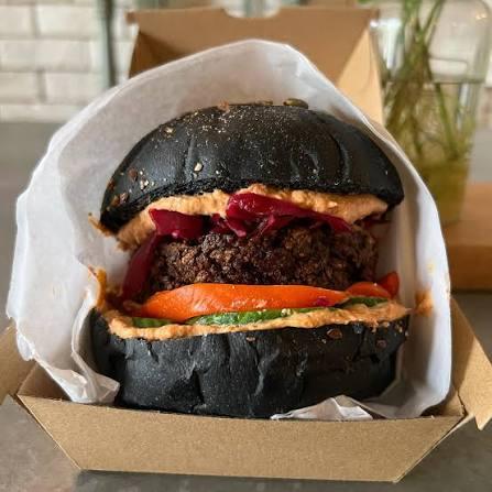 Le burger vegan du restaurant 