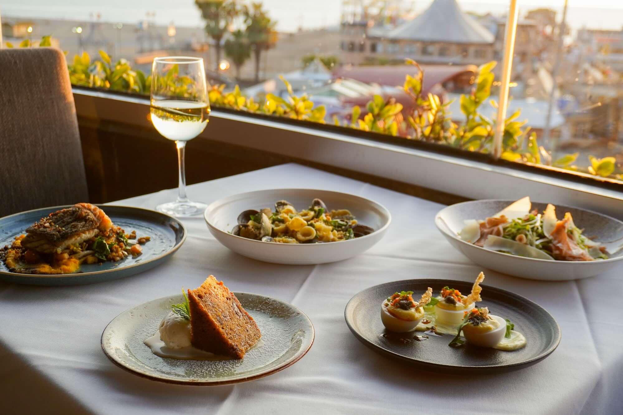 Restaurant The Lobster, Santa Monica © DR