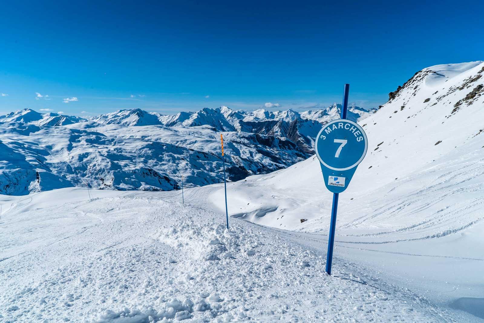 Aux Menuires, tous les sommets de la station sont accessibles en piste bleue © Vincent Lottenberg