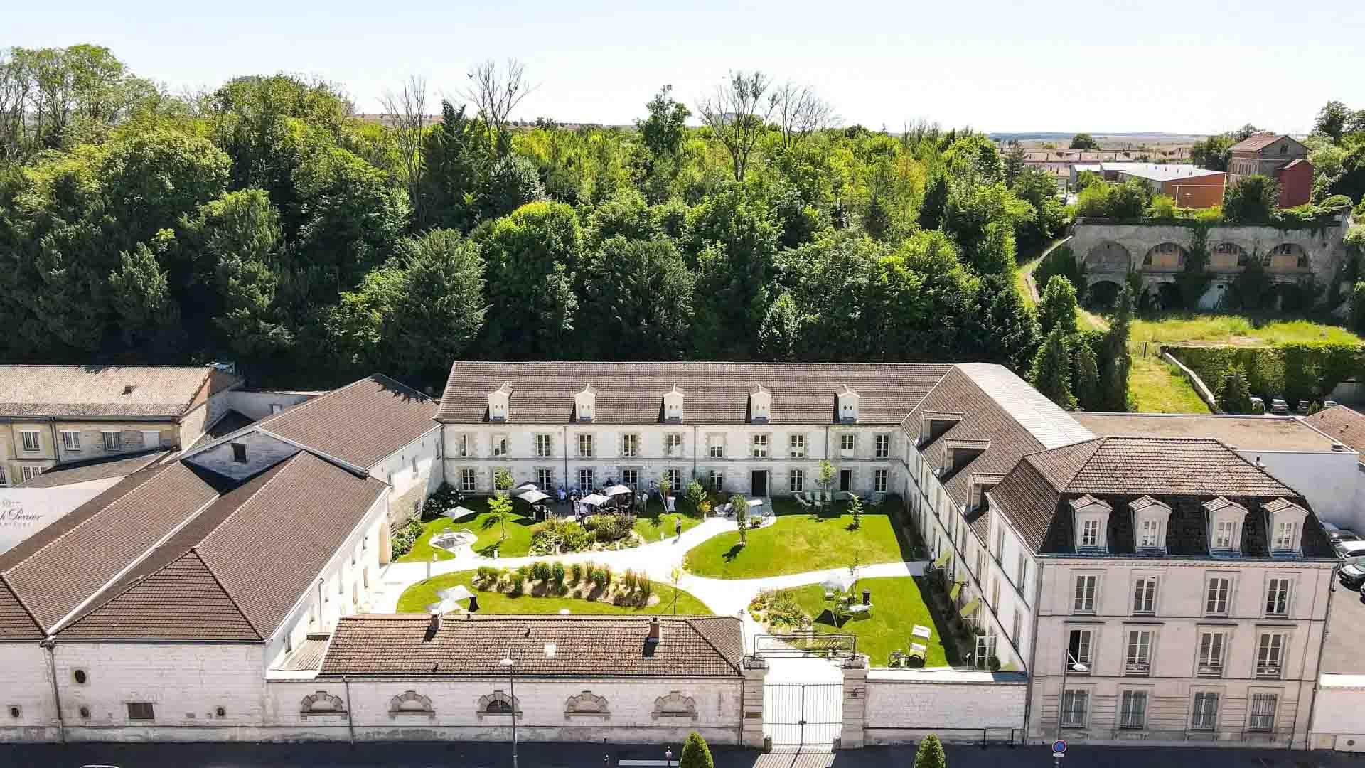 La maison de champagne Joseph Perrier ©Michael Boudot