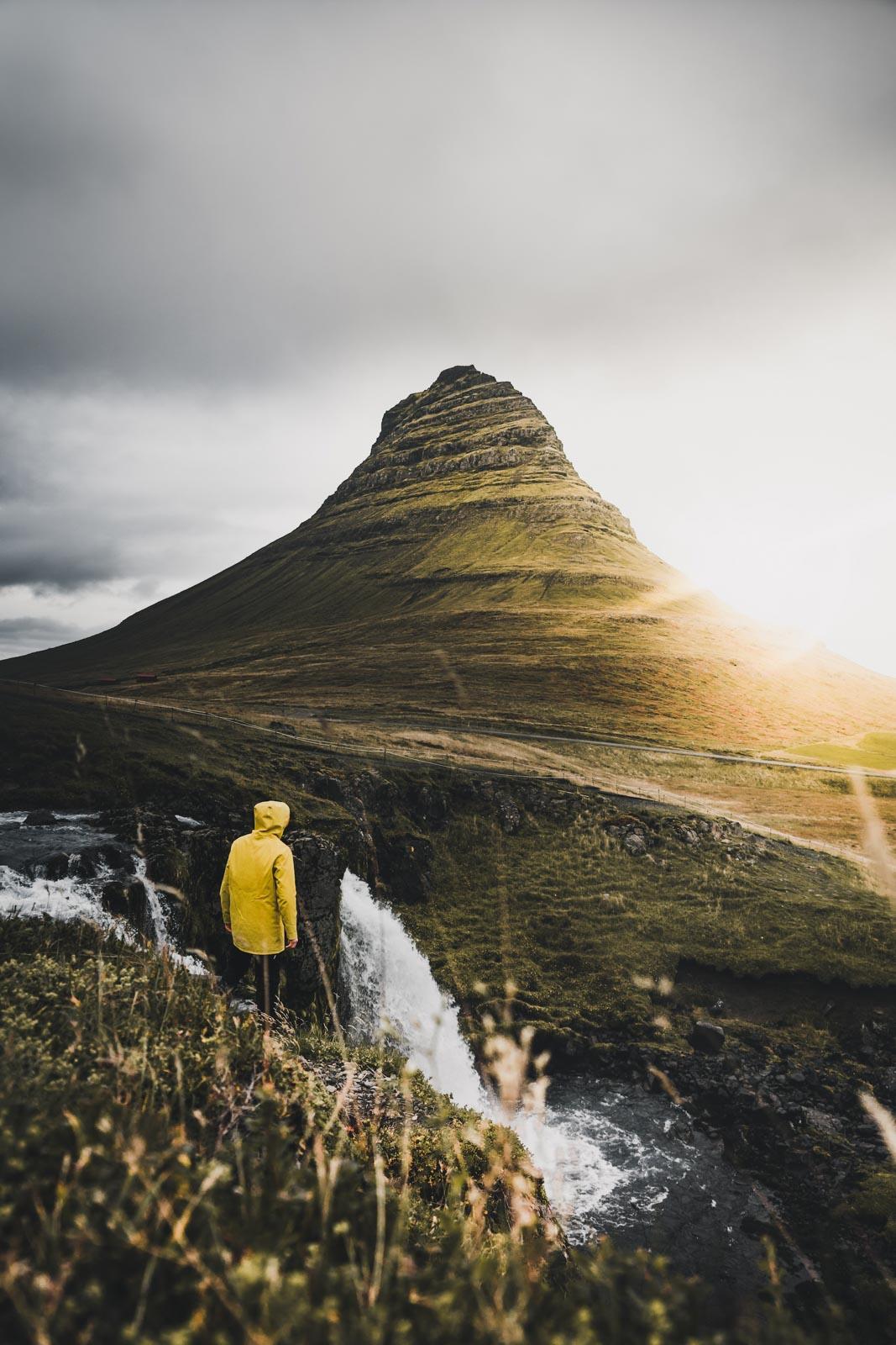 Kirkjufell © Luke Stackpoole