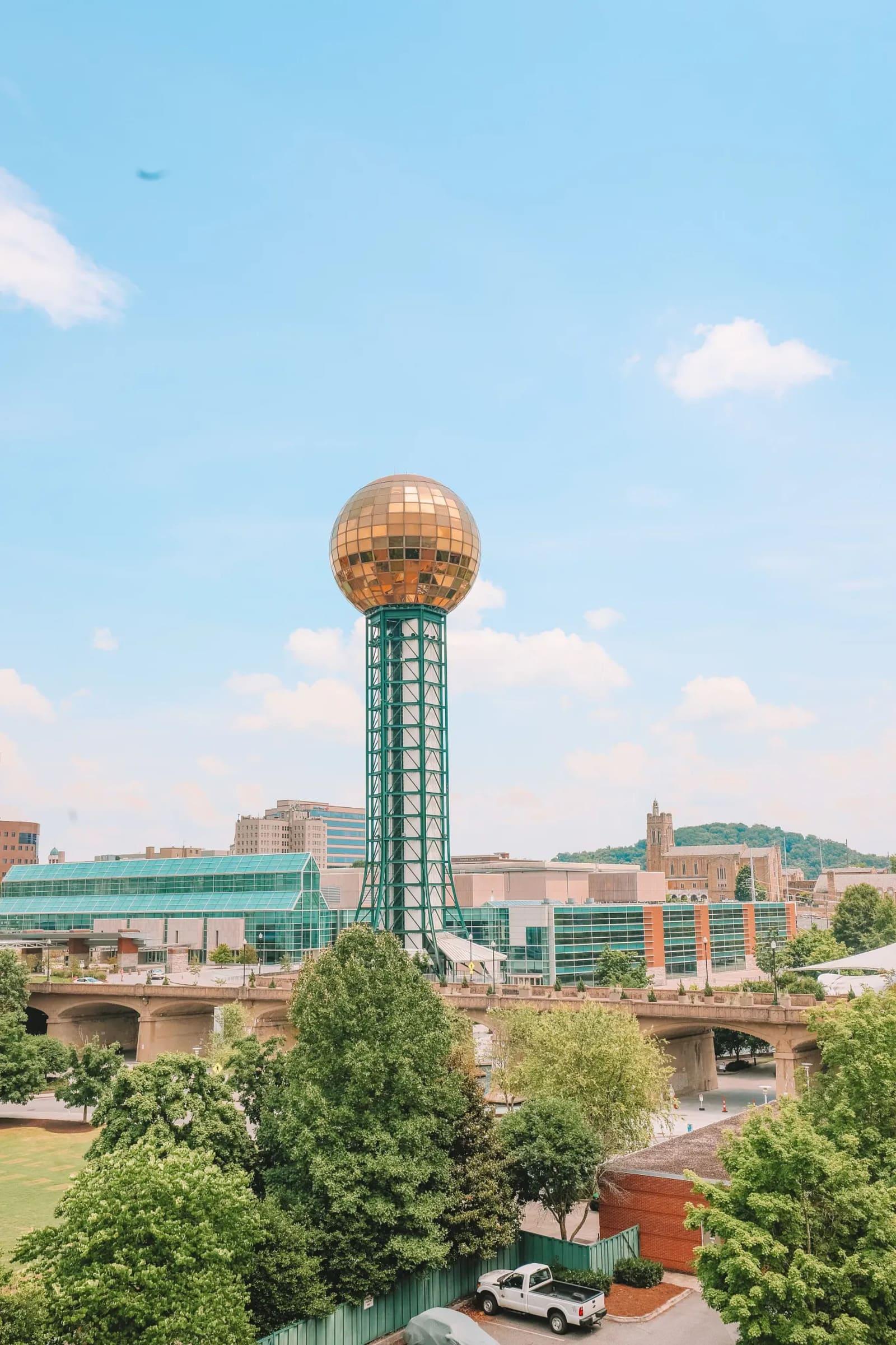 Knoxville – Sunsphere © Tennessee Tourism