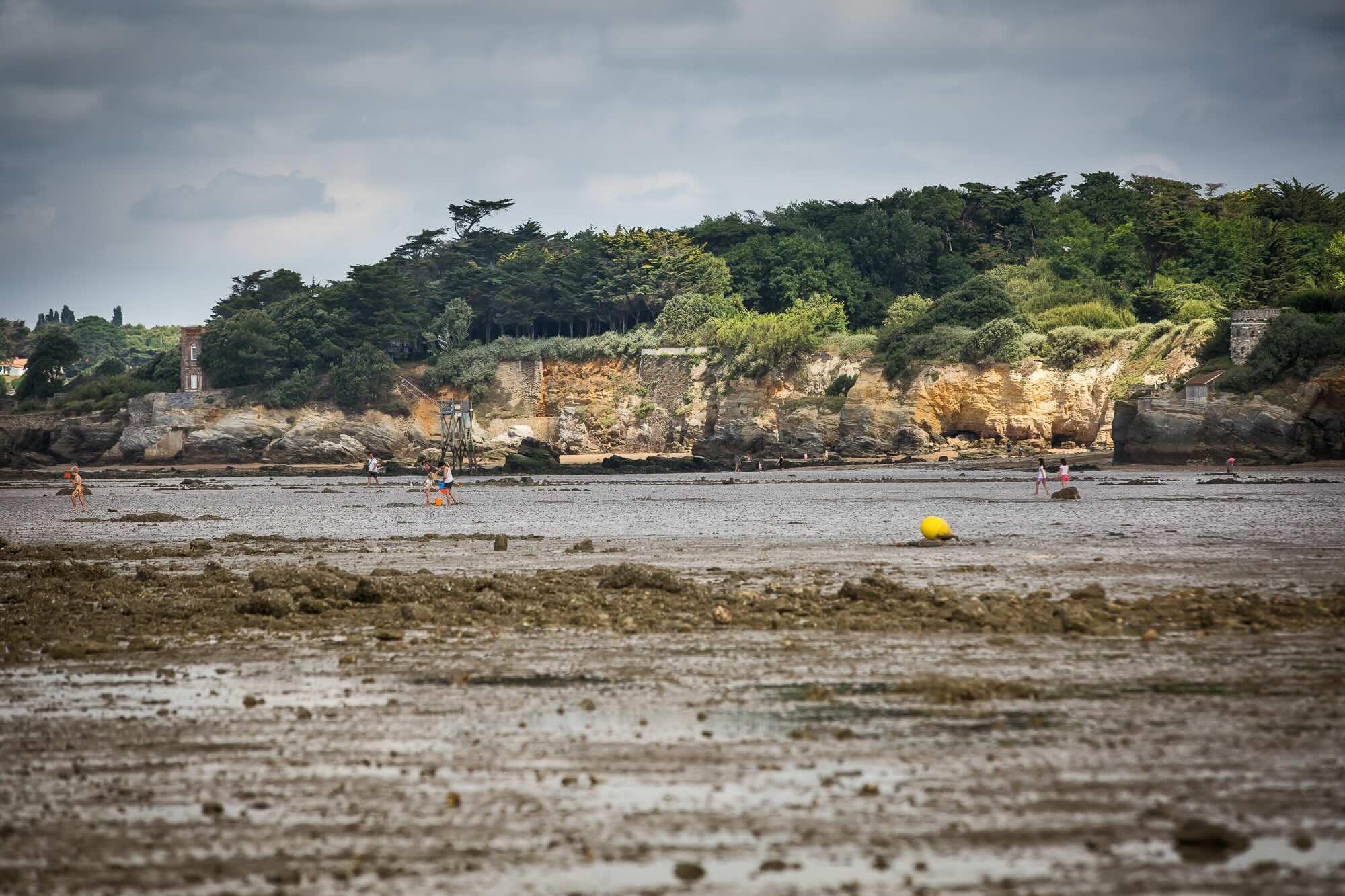Faire de la pêche à pied à La Bernerie © Melanie Chaigneau