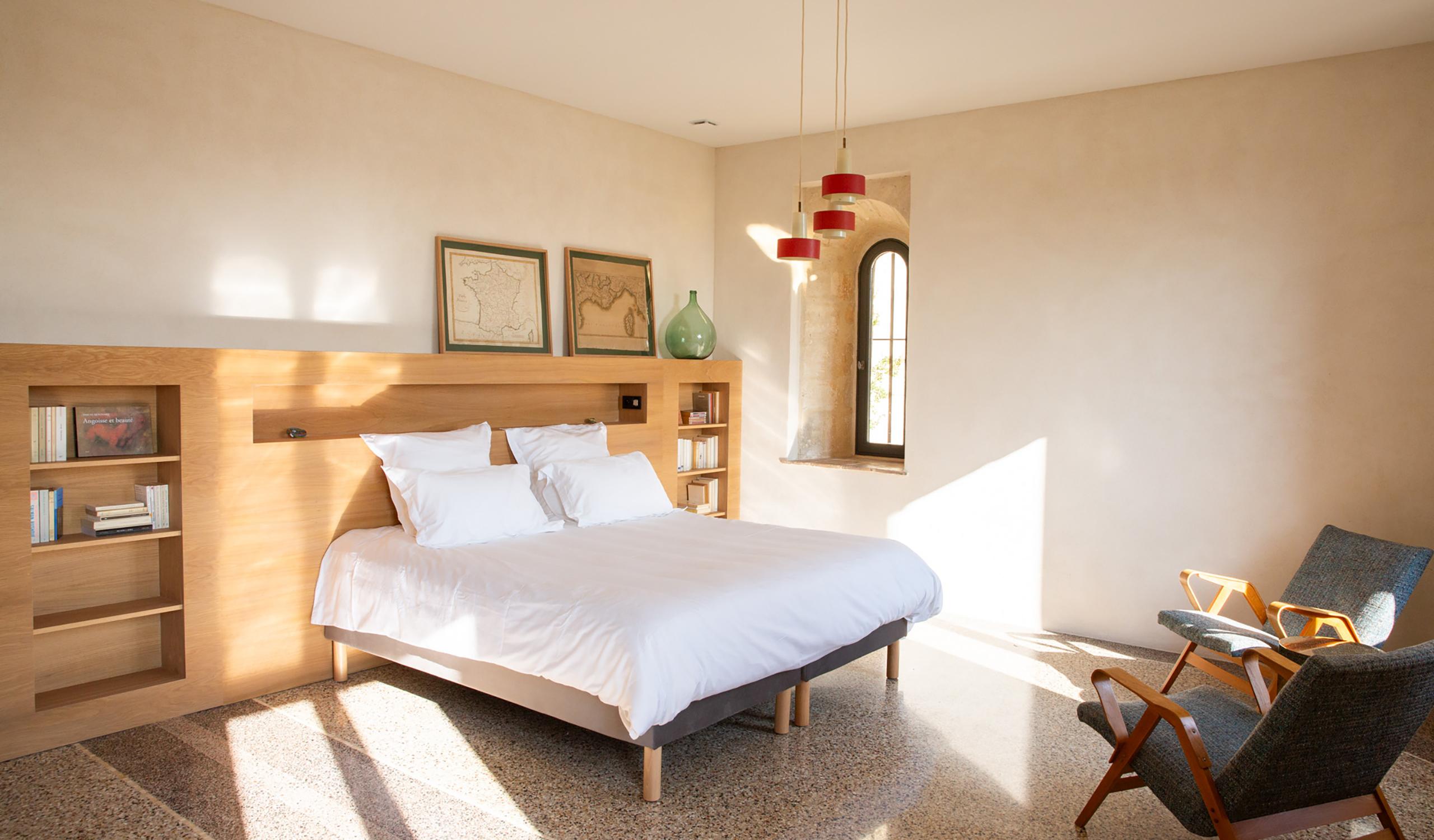Une chambre du Prieuré Saint-Nicolas © DR