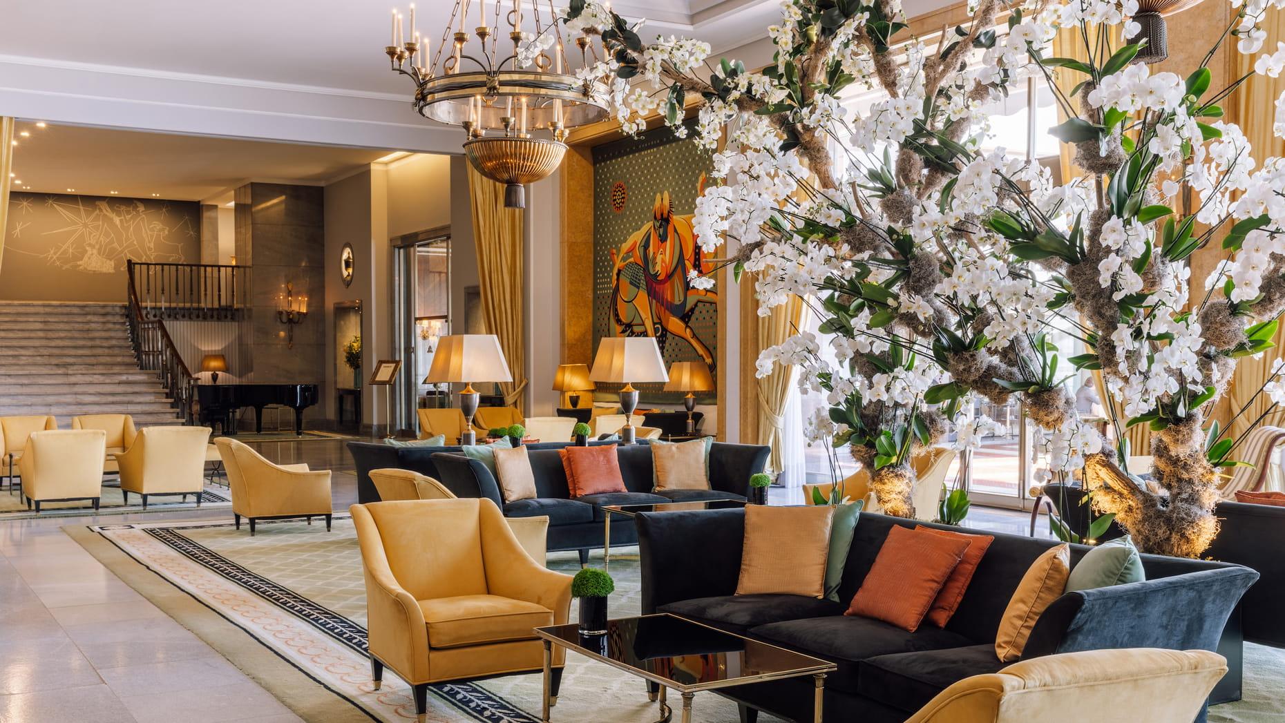  Les oeuvres d’art du bar-salon © Four Seasons