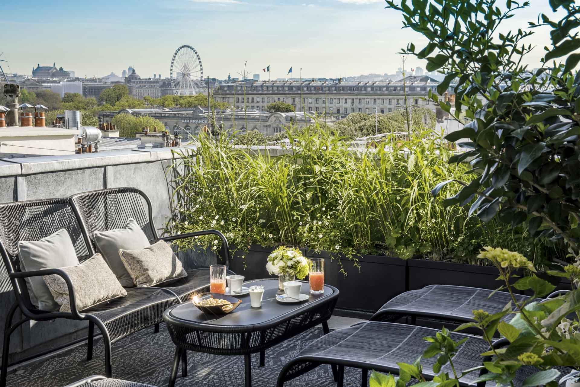 ... ou sur une terrasse en été © Guillaume de Laubier