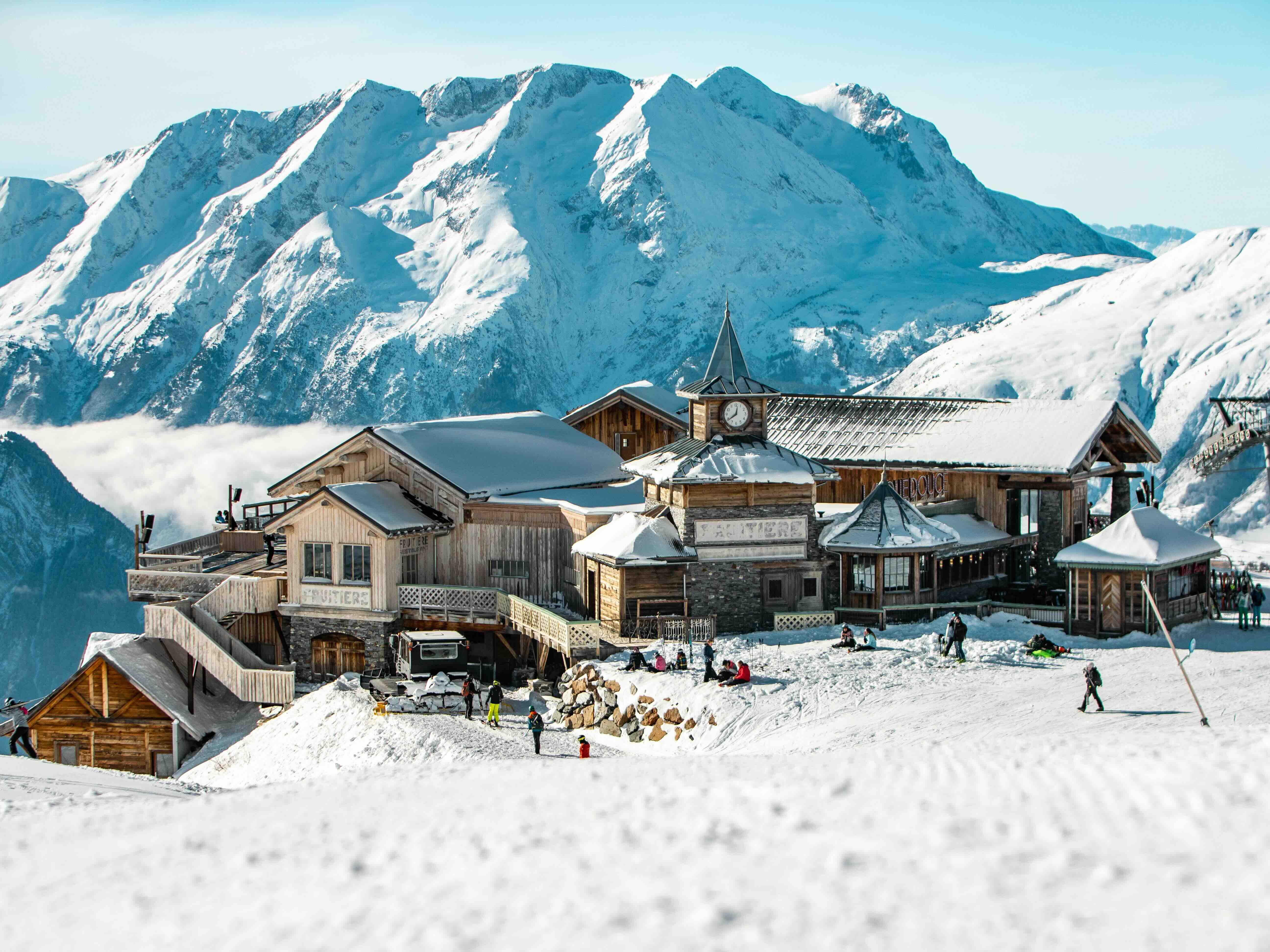 Le restaurant à Alpe d’Huez © La Folie Douce