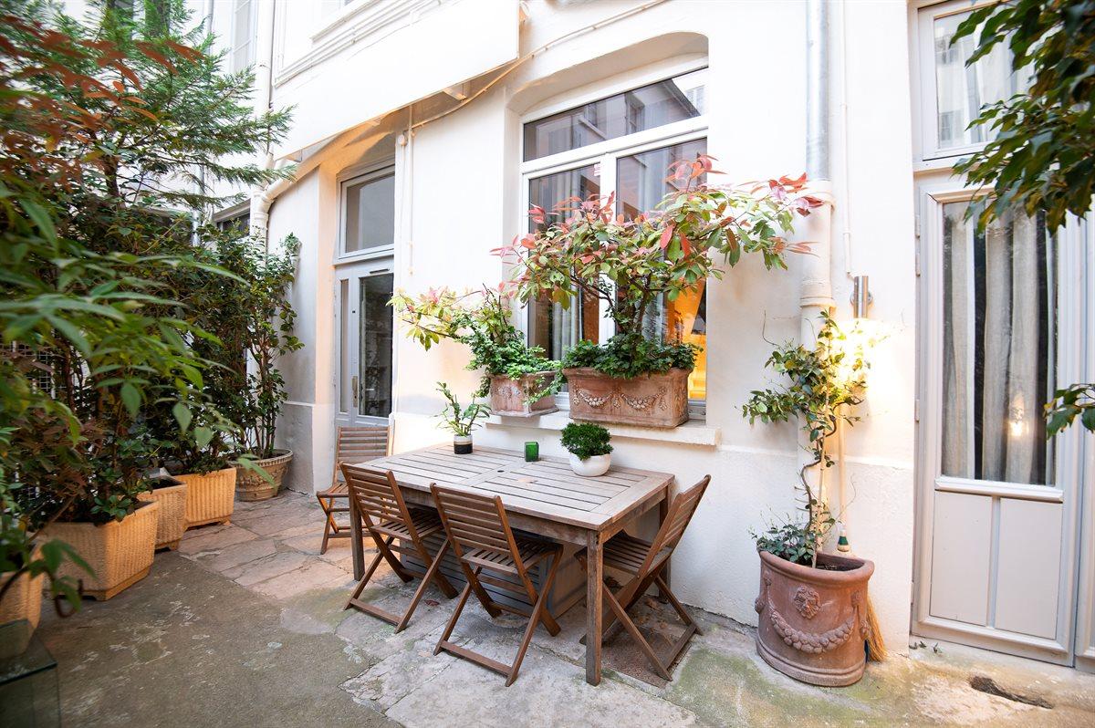 La terrasse de l’hôtel © La MaisonHotel