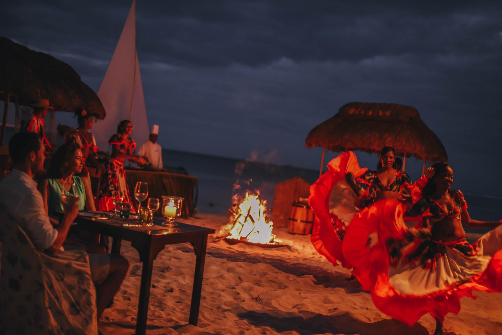 Soirée dansante à La Pirogue