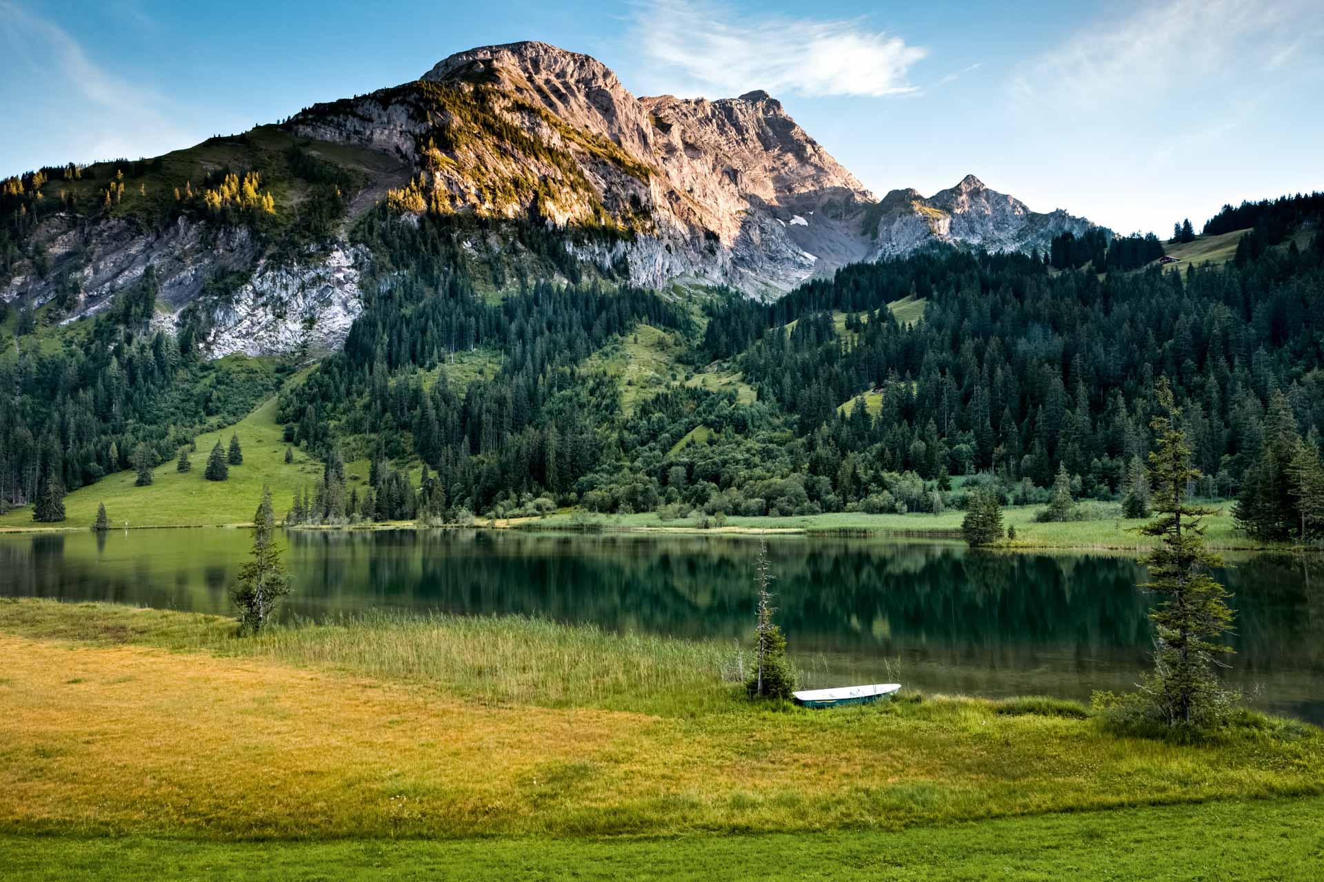 Lac de Lauenen © Suisse Tourisme / Roland Gerth