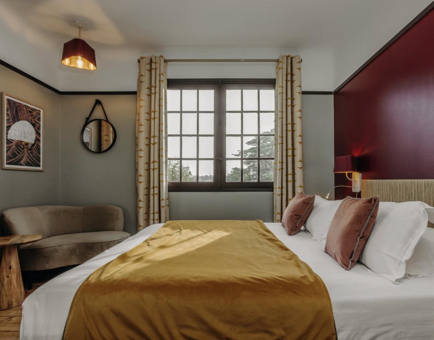 Une des chambres de l’hôtel © DR