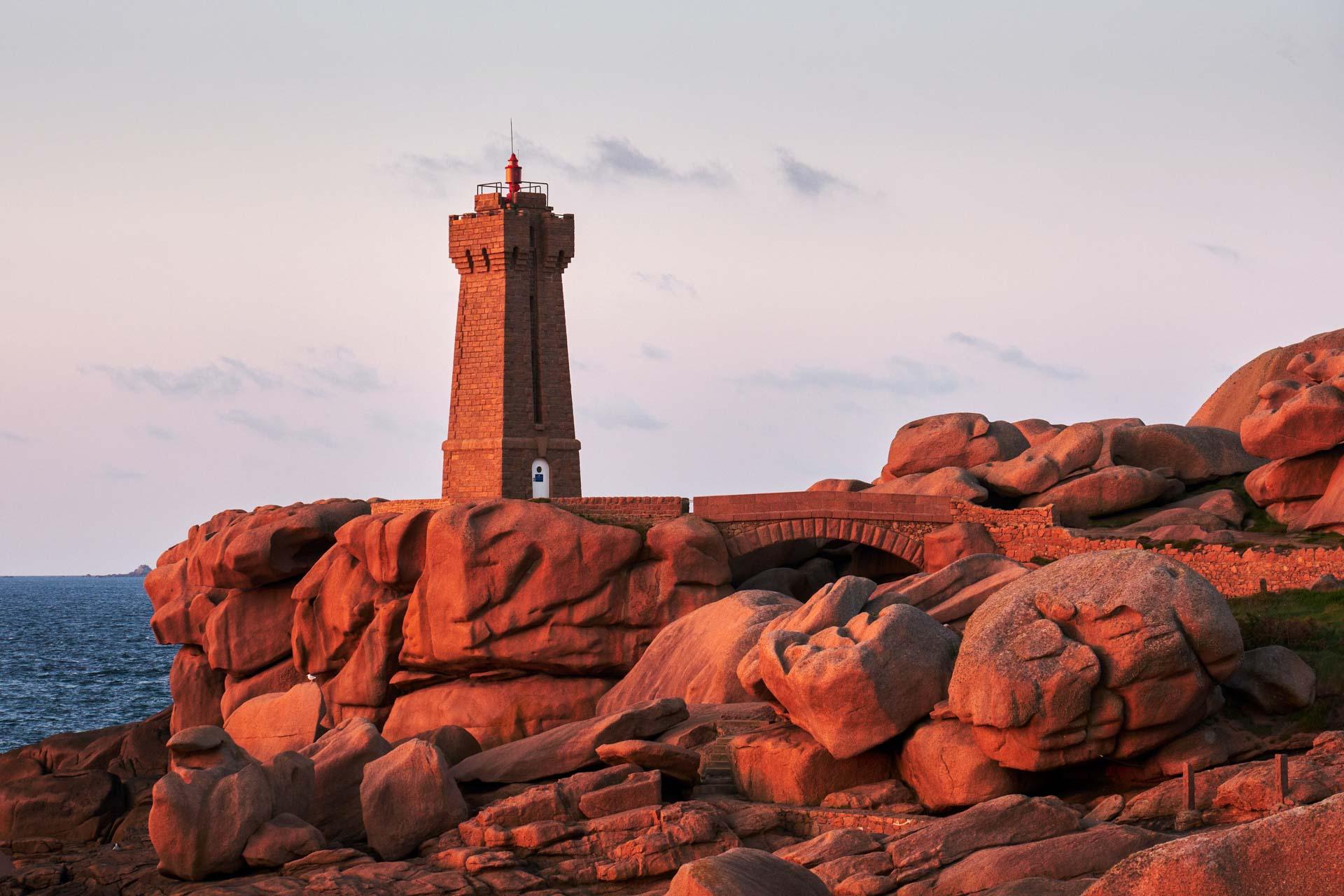 Le Phare De Ploumanac’h, Perros-Guirec © Luca Bravo