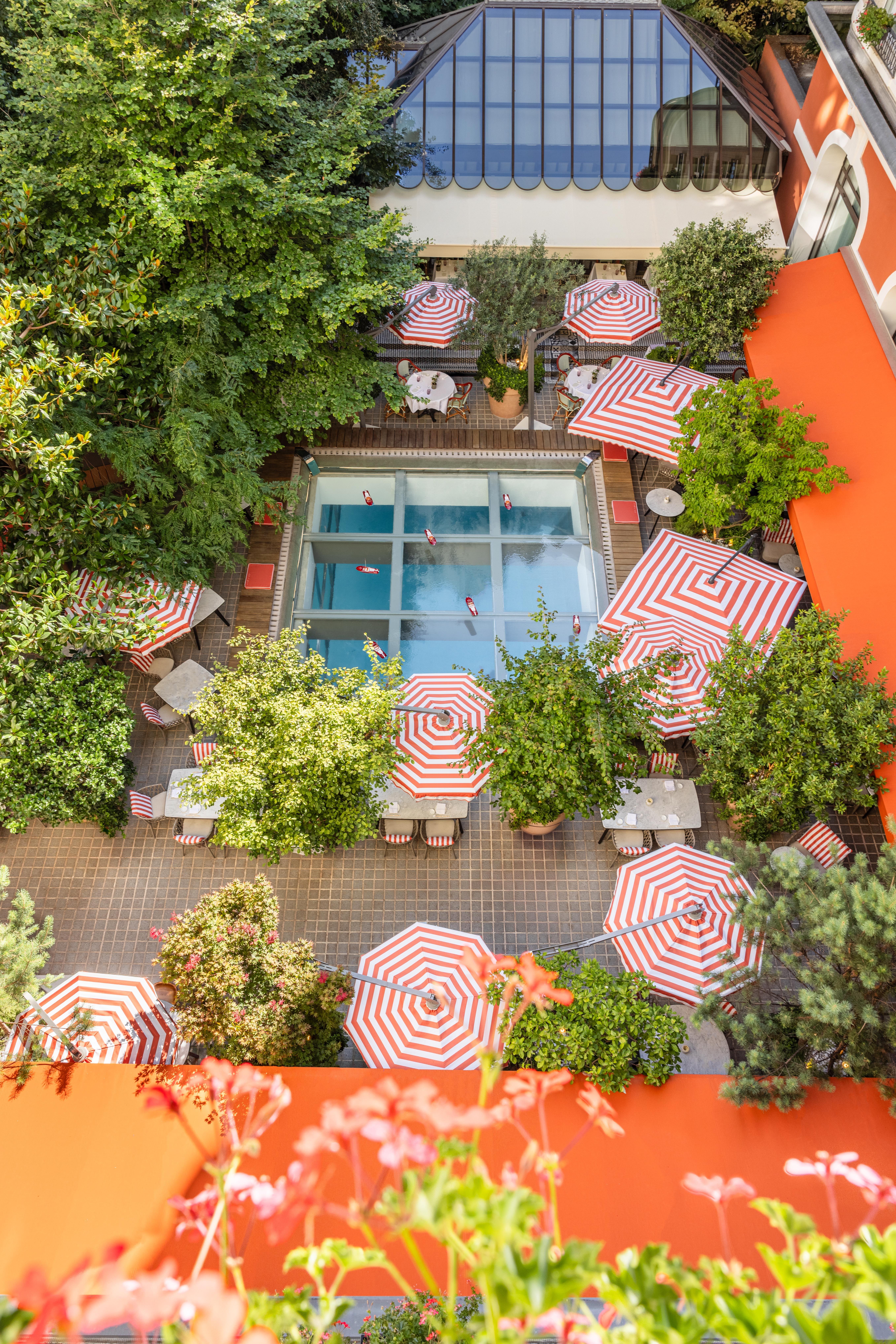 La terrasse du Royal Monceau à Paris © Thetravelbuds