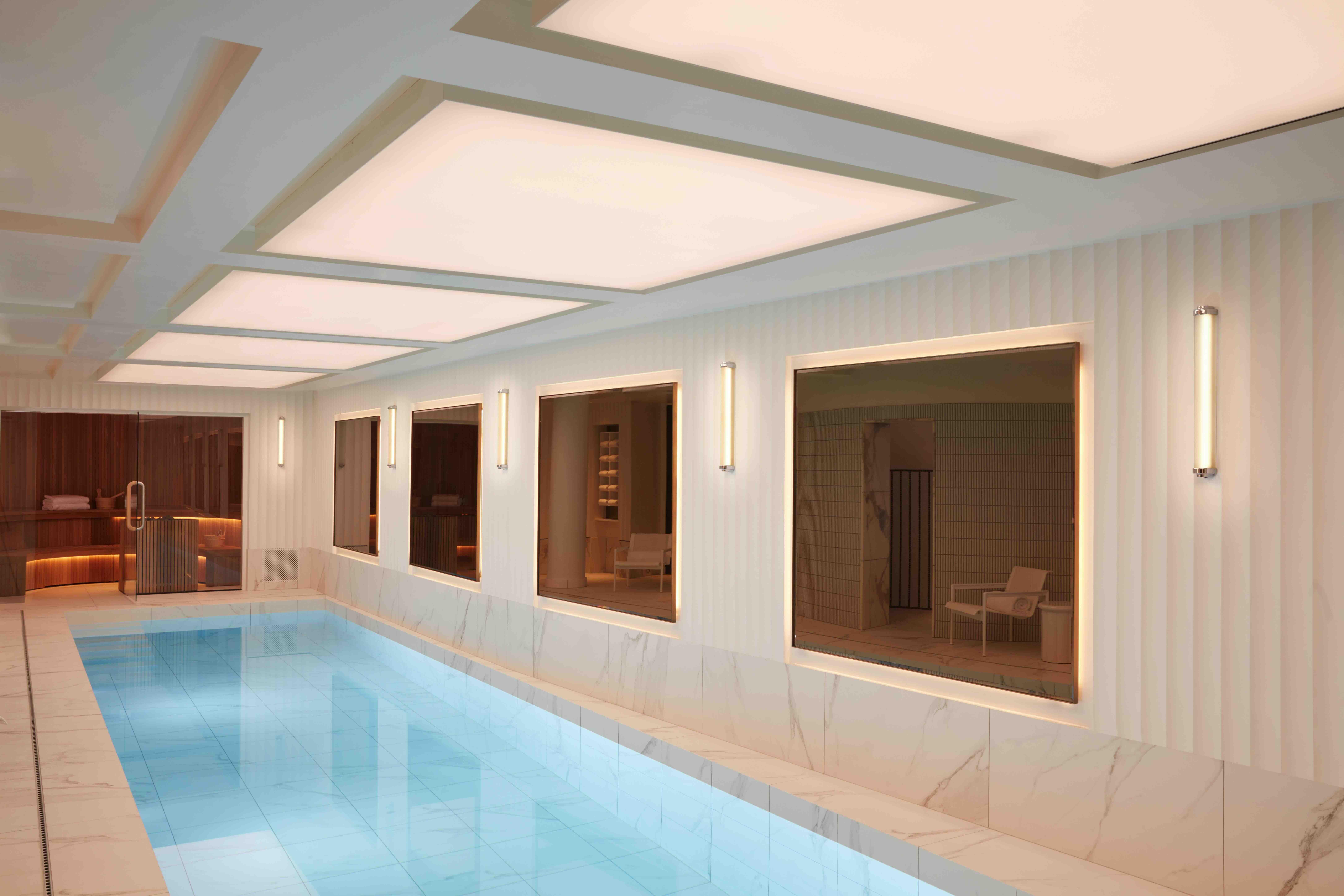 Le spa avec psicine et sauna de Villa des Prés à Saint-Germain-des-Prés © Villa des Prés Paris