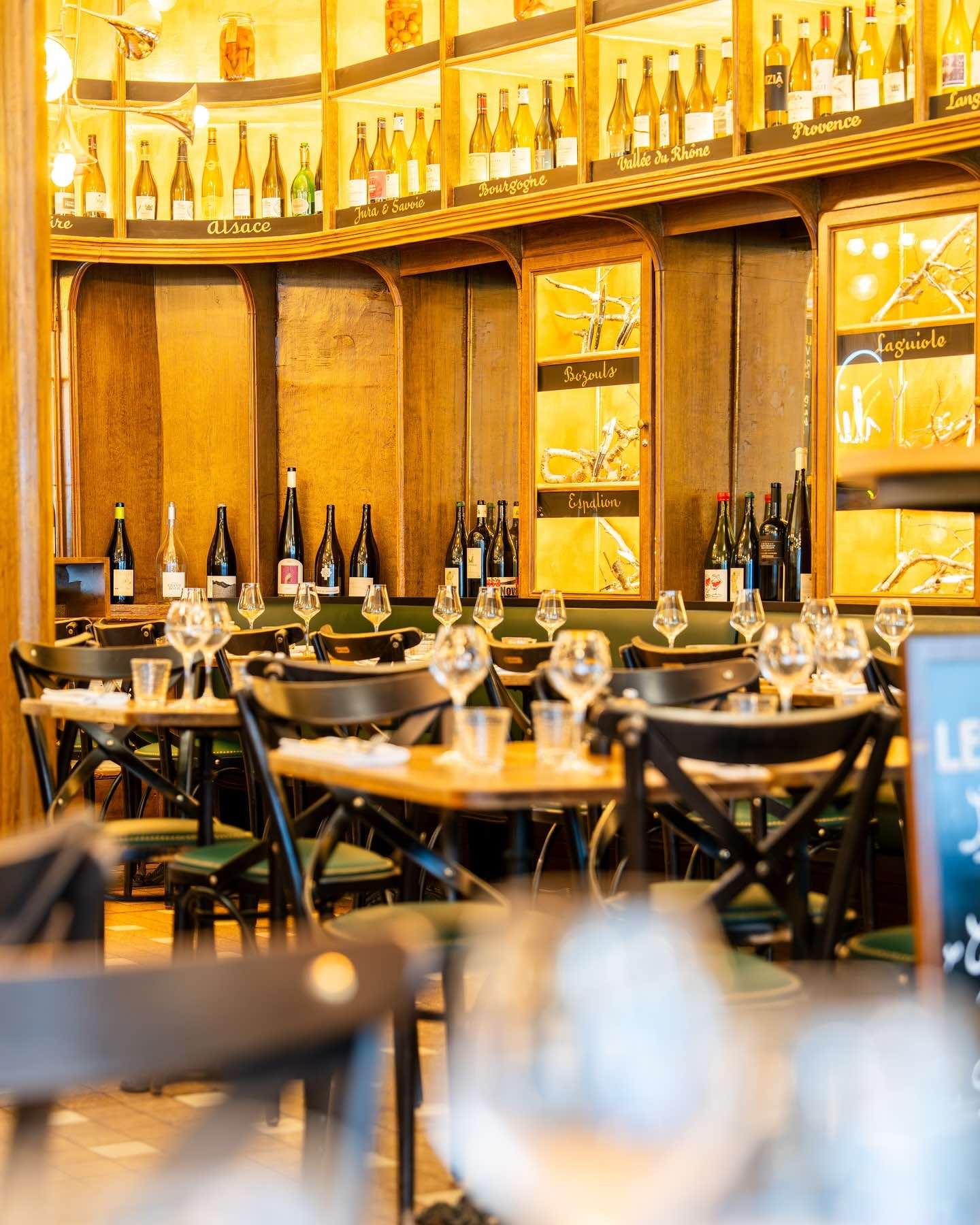 Les Fous de l’Île, une bonne brasserie de quartier à Paris © valexagency