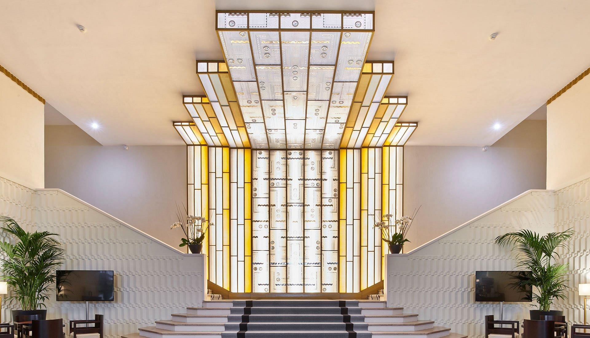 Le lobby de l’hôtel Le Splendid à Dax © DR