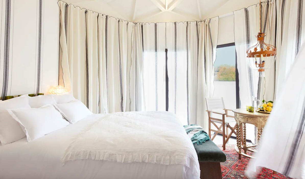 Une chambre d’un lodge 